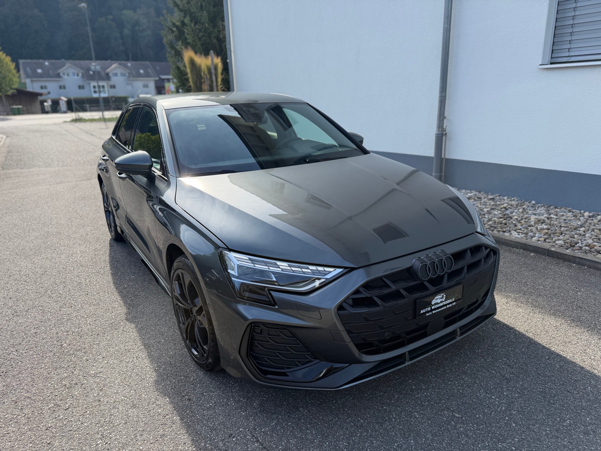 AUDI A3 Sportback 45 TFSI e S line Attraction S-tronic-image-1