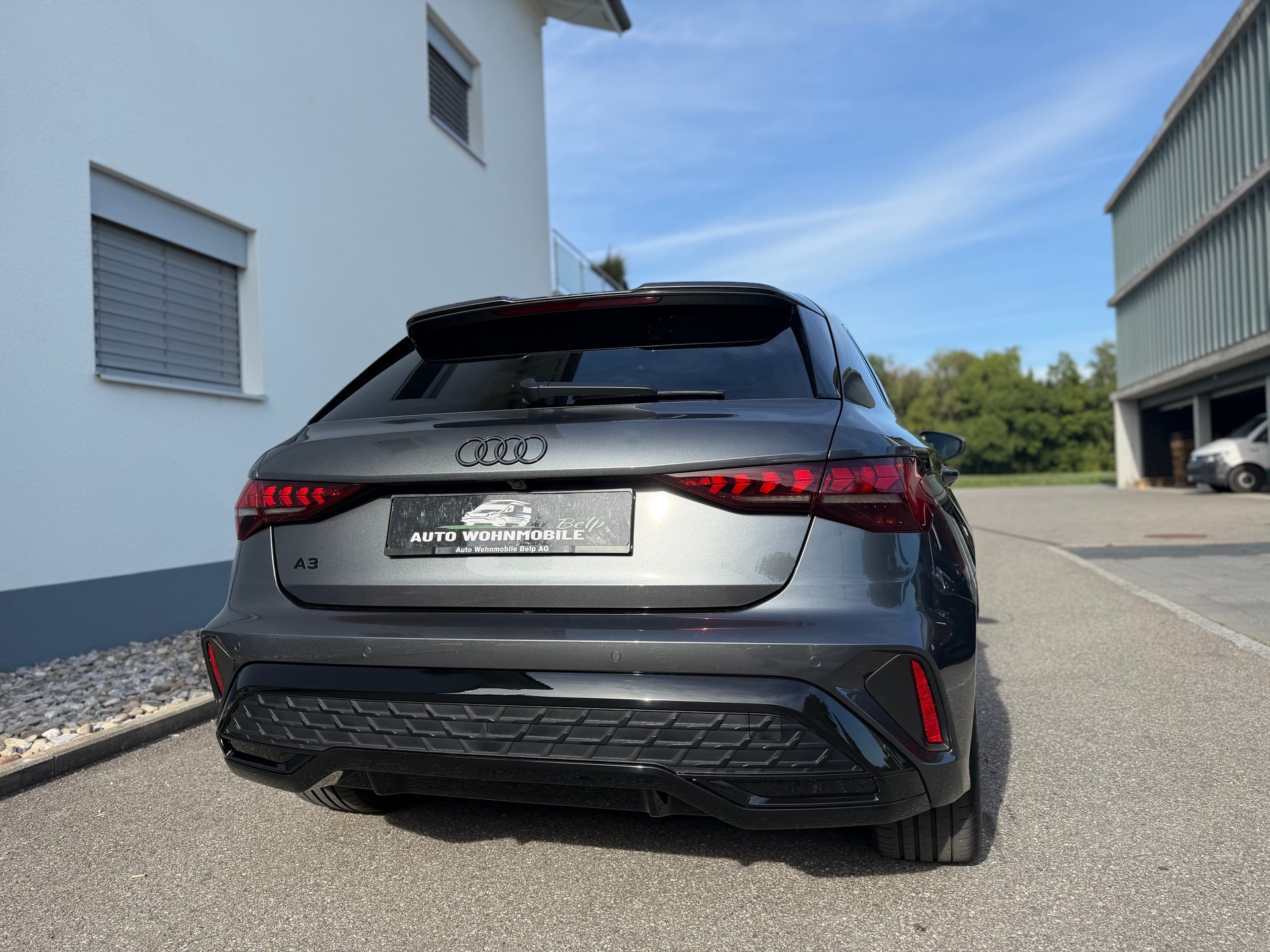 AUDI A3 Sportback 45 TFSI e S line Attraction S-tronic-image-7