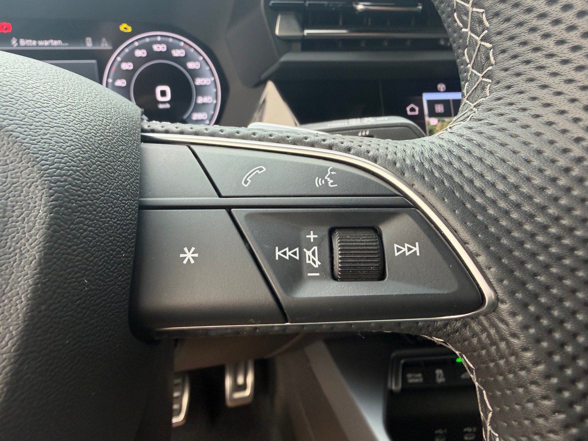 AUDI A3 Sportback 45 TFSI e S line Attraction S-tronic-image-21