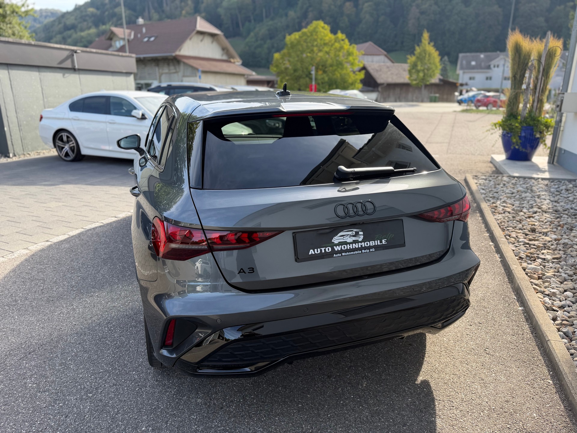 AUDI A3 Sportback 45 TFSI e S line Attraction S-tronic-image-14