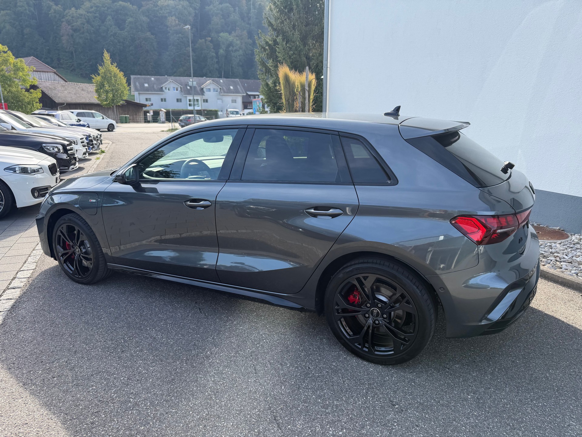 AUDI A3 Sportback 45 TFSI e S line Attraction S-tronic-image-12