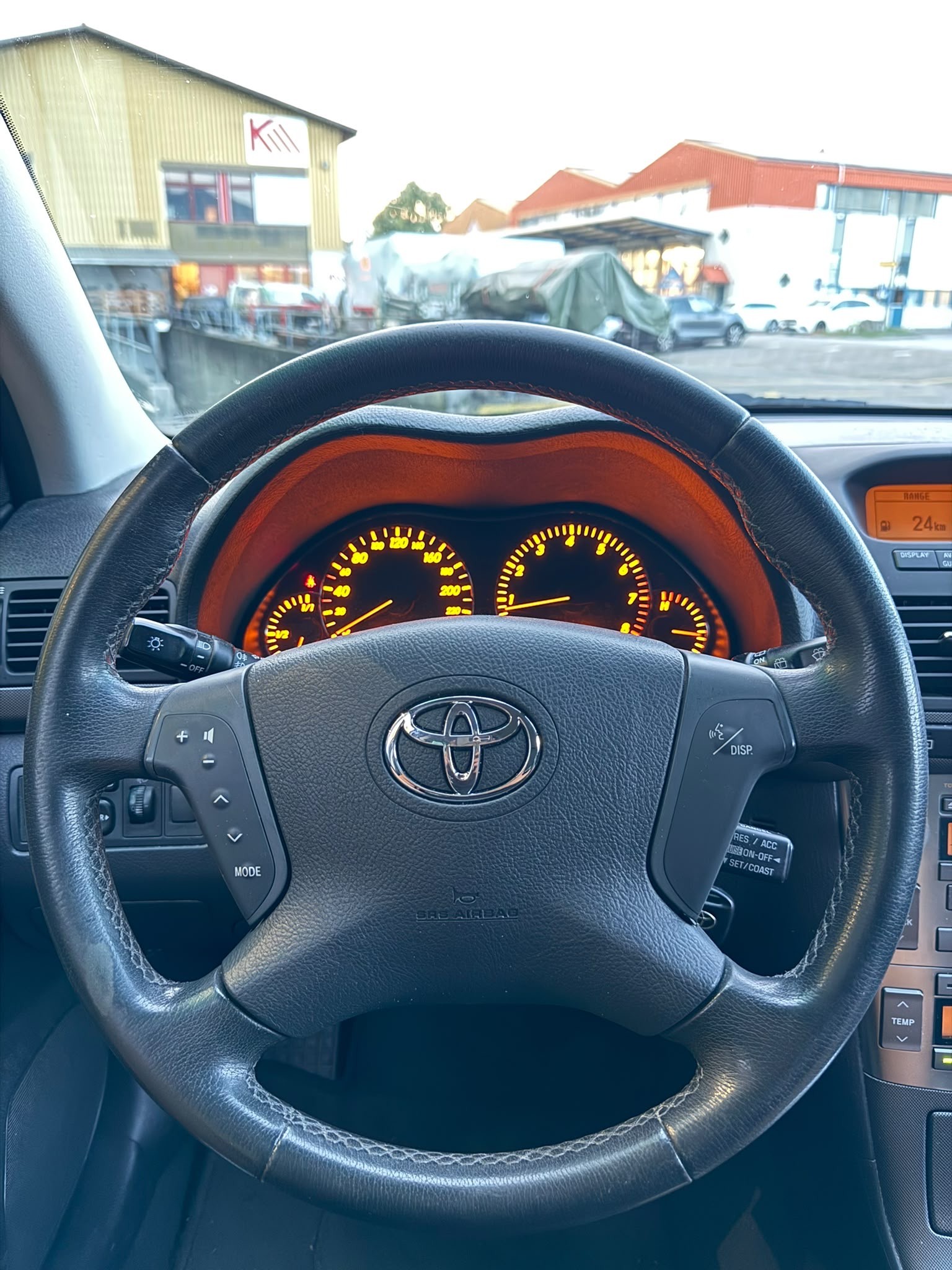 TOYOTA Avensis 2.4 D4 VVT-i Linea Sol Sportswagon T-Step5-image-11