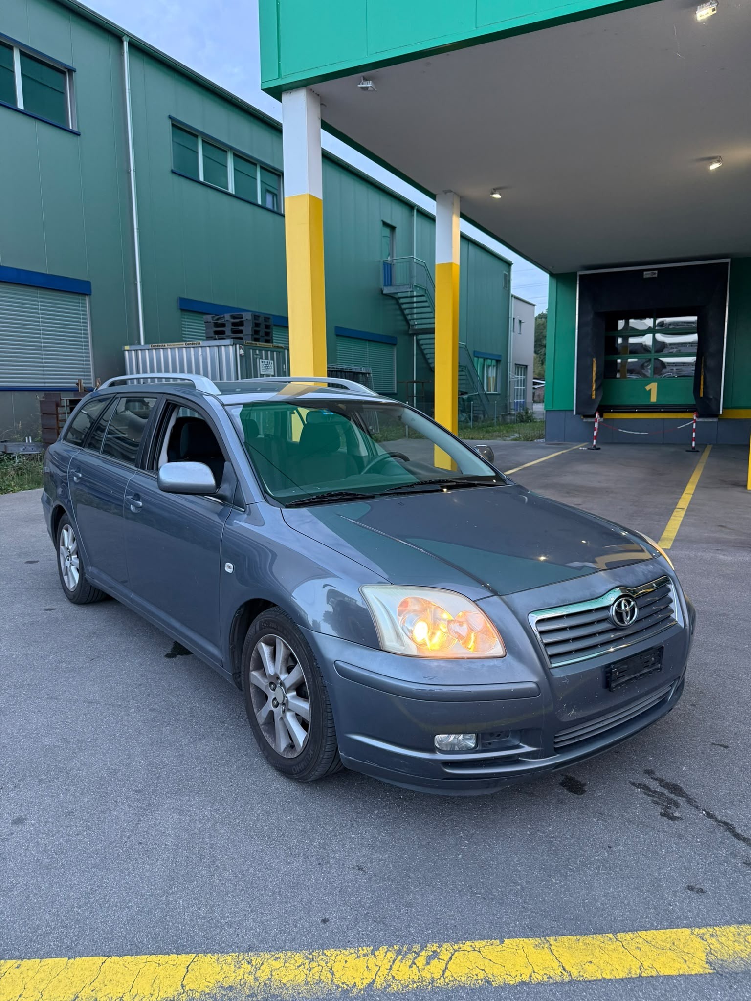 TOYOTA Avensis 2.4 D4 VVT-i Linea Sol Sportswagon T-Step5