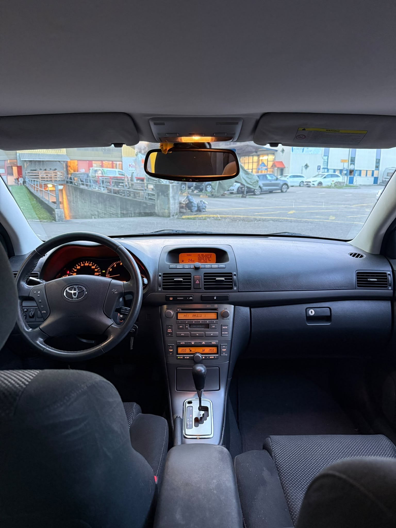 TOYOTA Avensis 2.4 D4 VVT-i Linea Sol Sportswagon T-Step5-image-9
