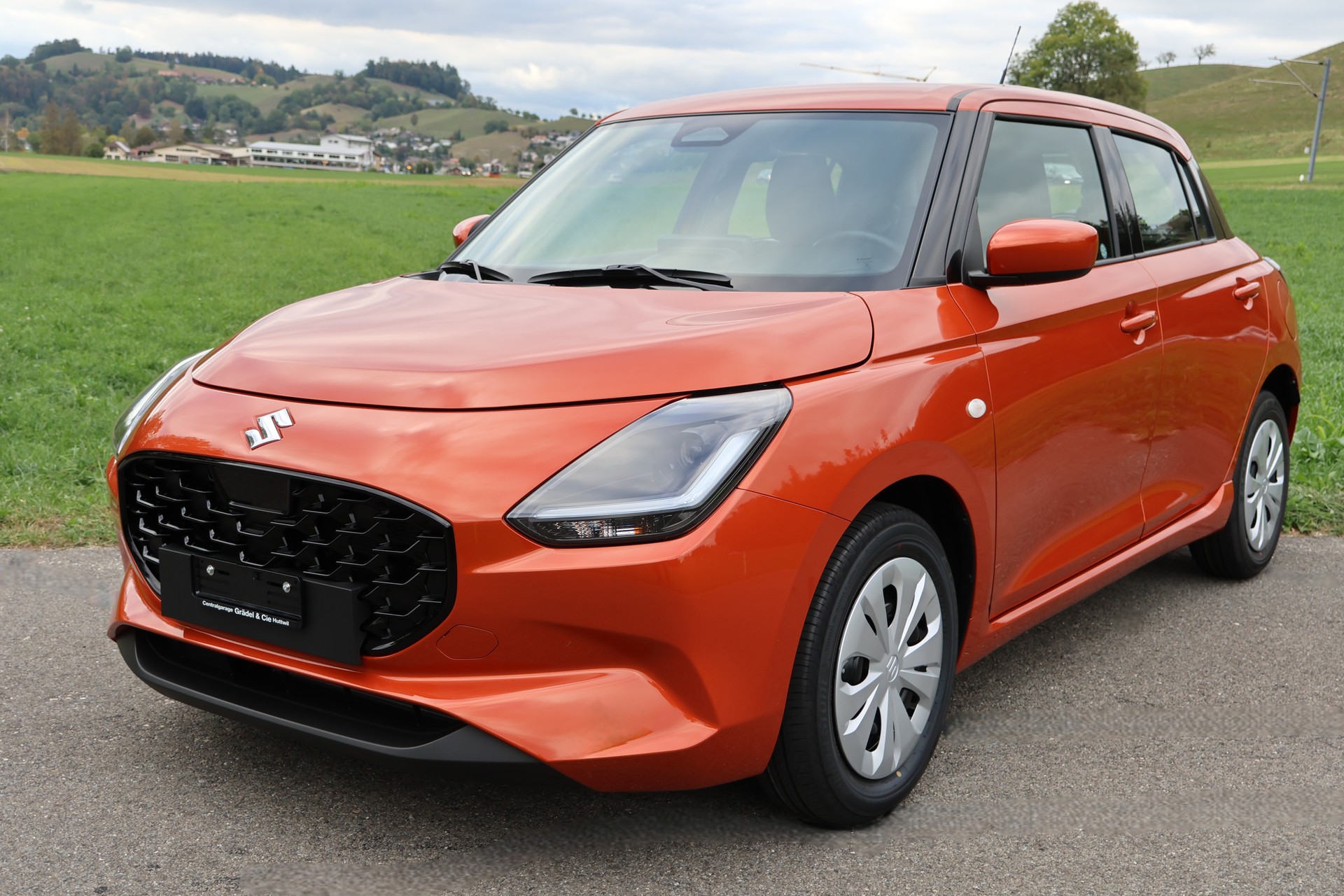 SUZUKI Swift 1.2 Unico Hybrid-image-0