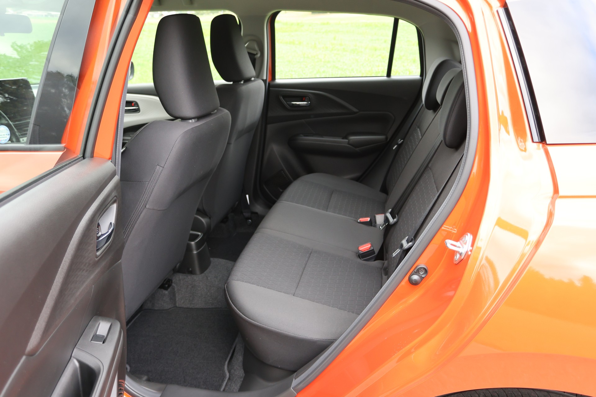 SUZUKI Swift 1.2 Unico Hybrid-image-11