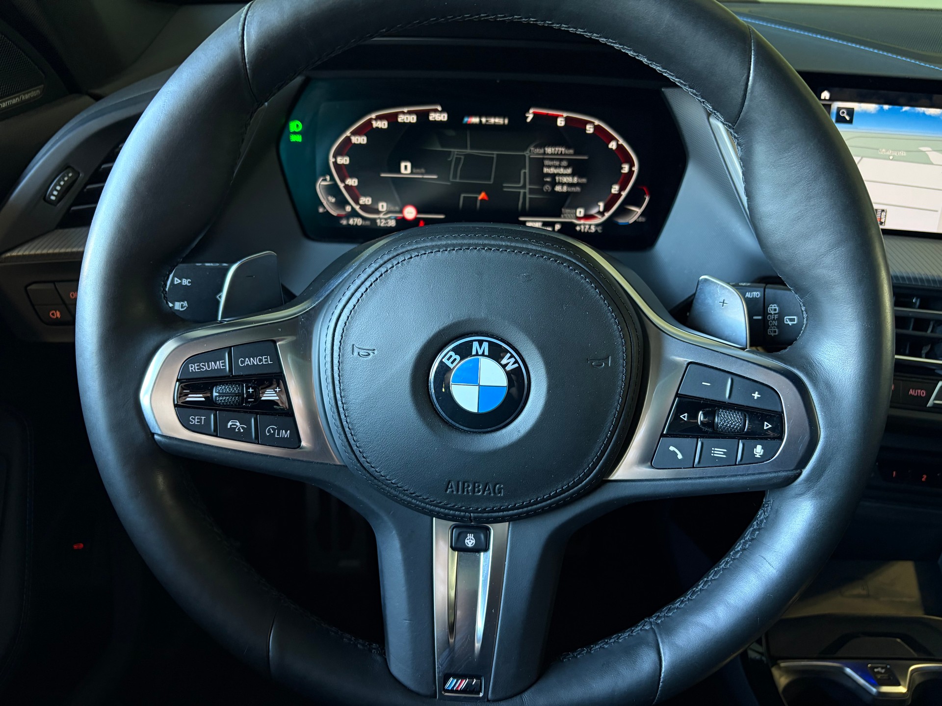BMW M135i xDrive Steptronic *CH-Fahrzeug*Abstandsregeltempomat*19Zoll*Ab MFK*-image-13