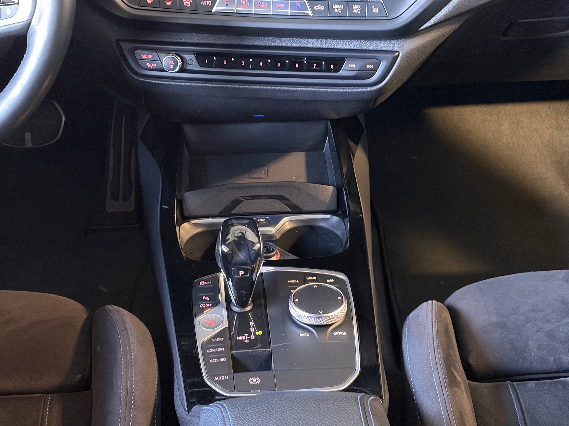 BMW M135i xDrive Steptronic *CH-Fahrzeug*Abstandsregeltempomat*19Zoll*Ab MFK*-image-11