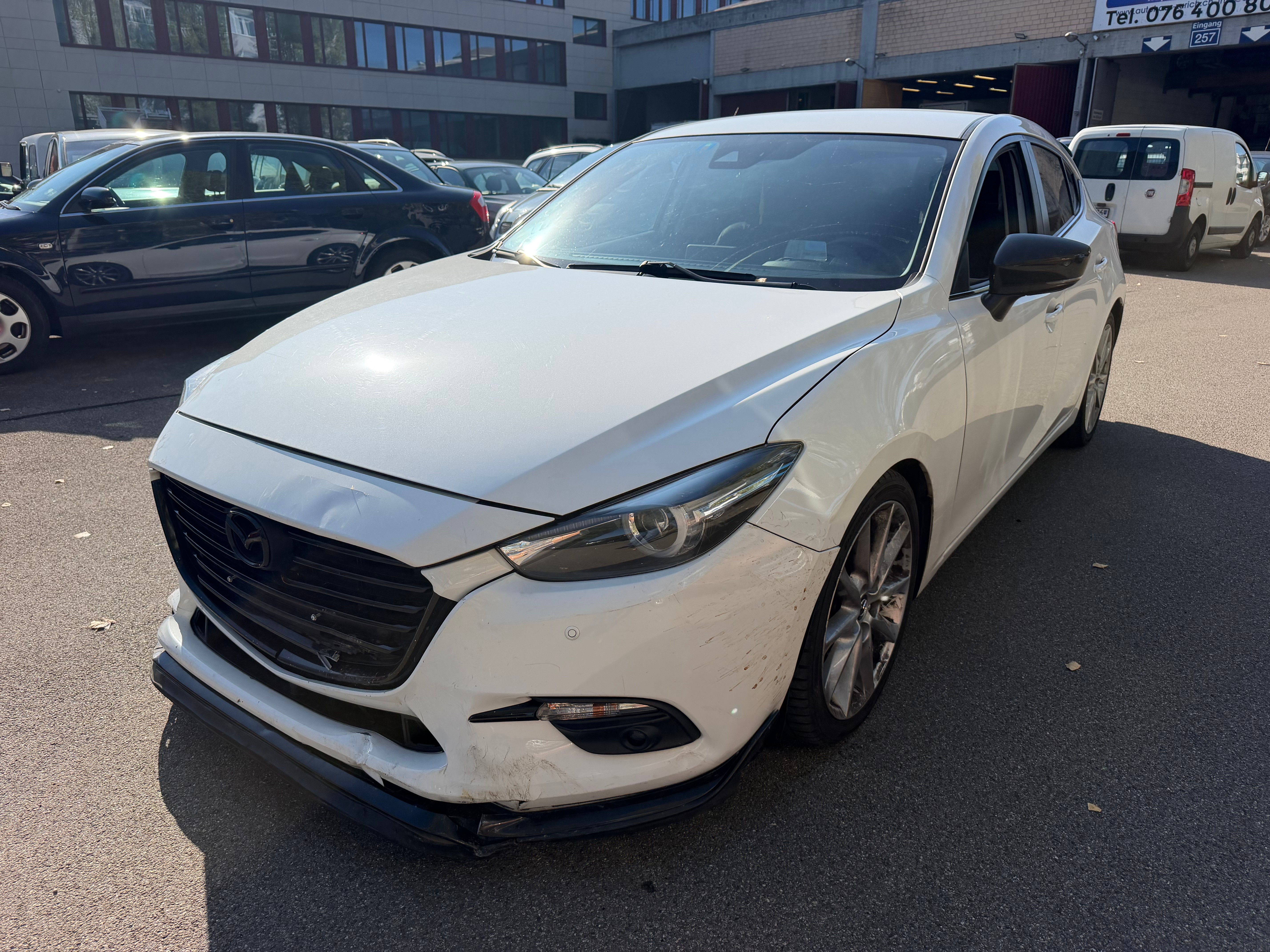 Car photo