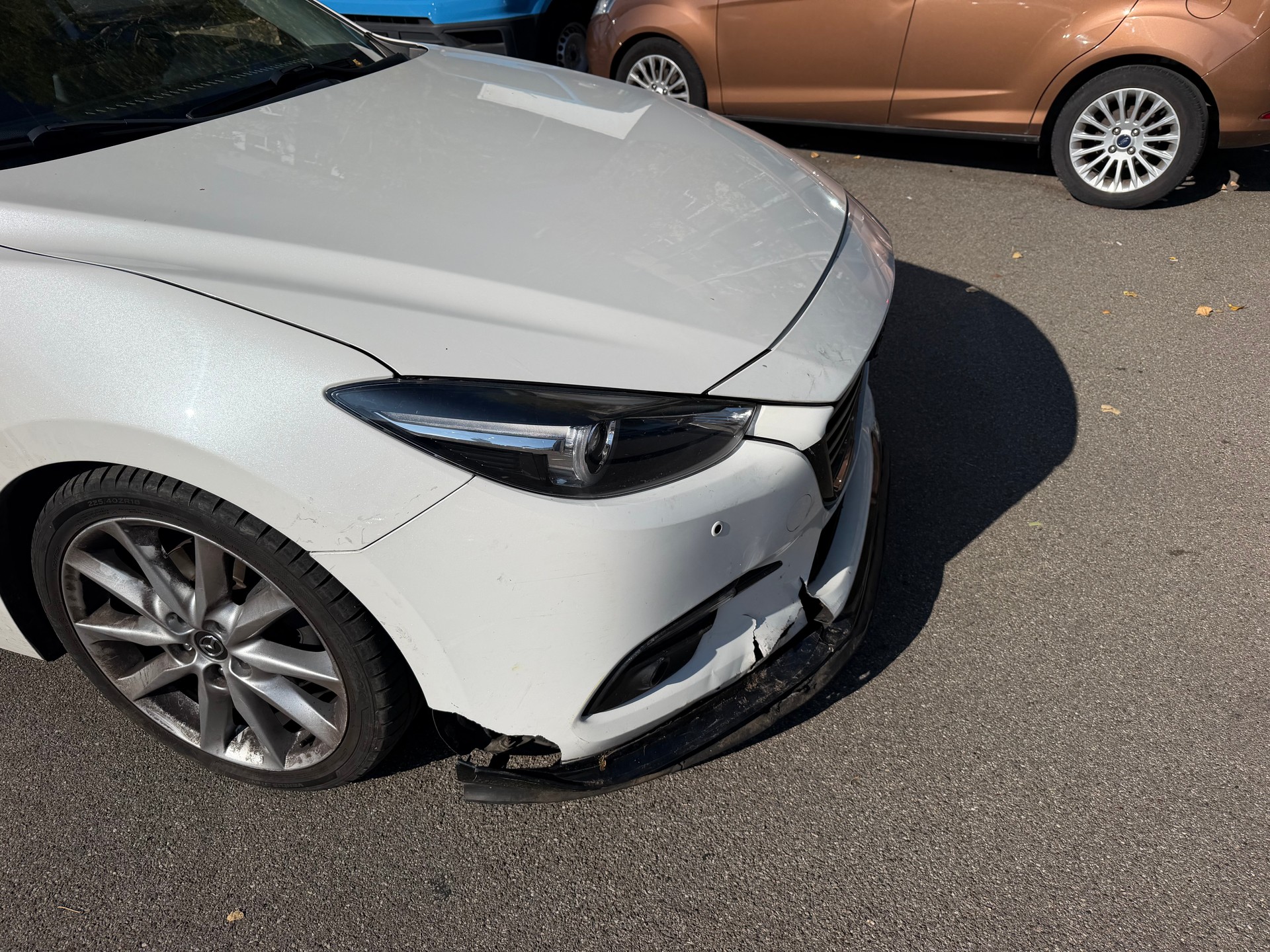 MAZDA 3 SKYACTIV-D 150 Revolution Automat-image-8