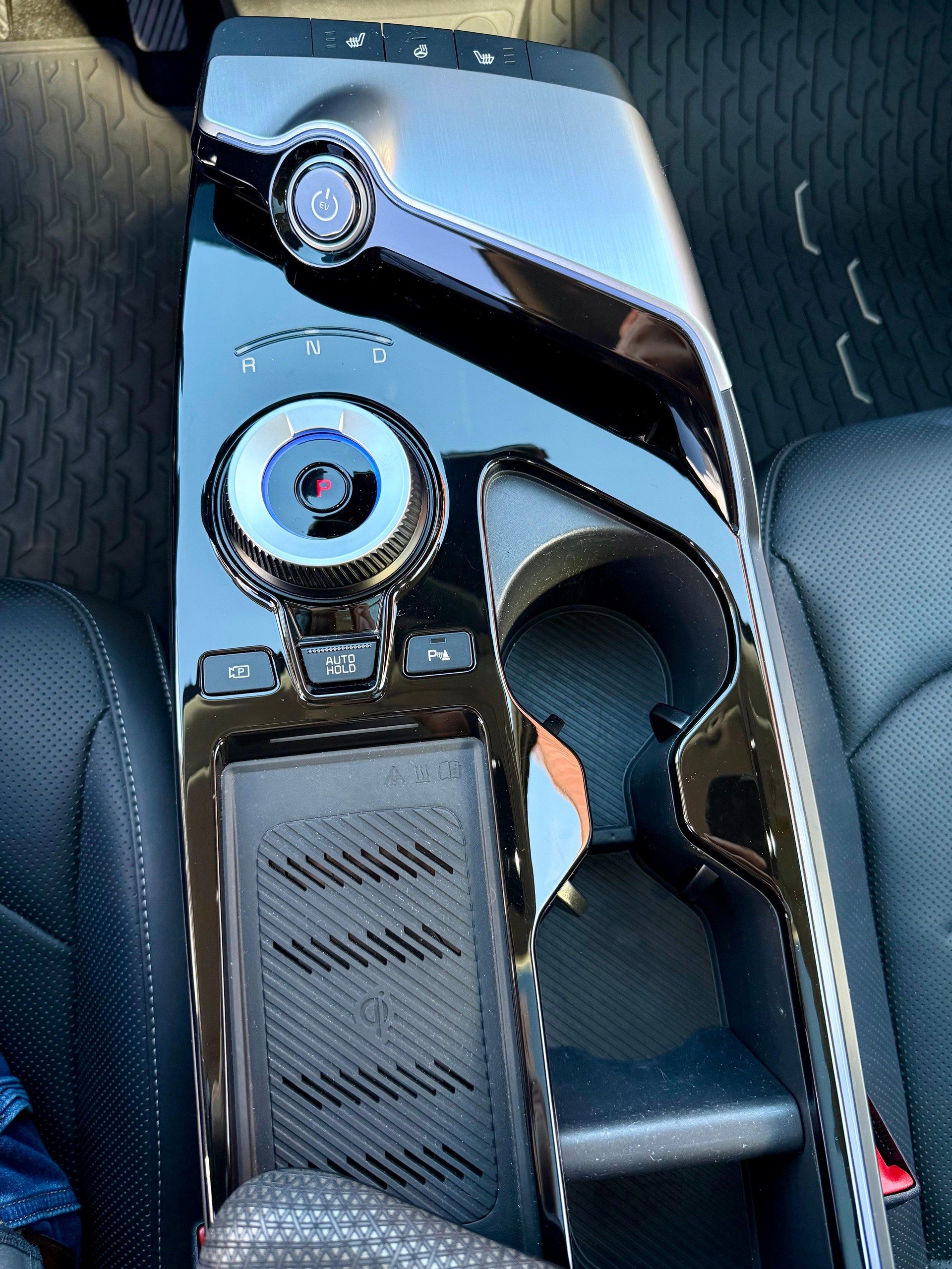 KIA EV6 77 kWh 4x4-image-8