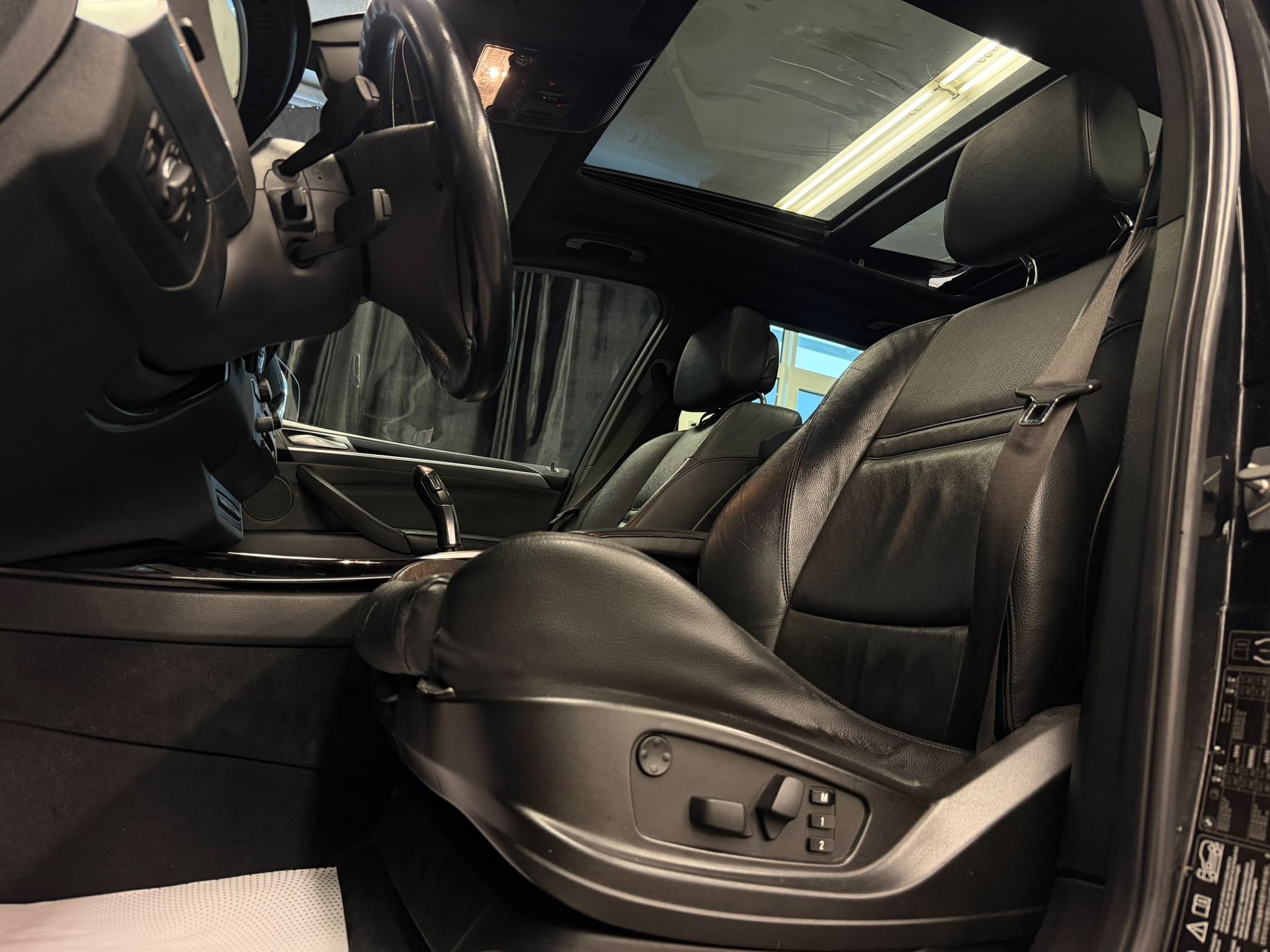 BMW X5 xDrive 40d Steptronic-image-11