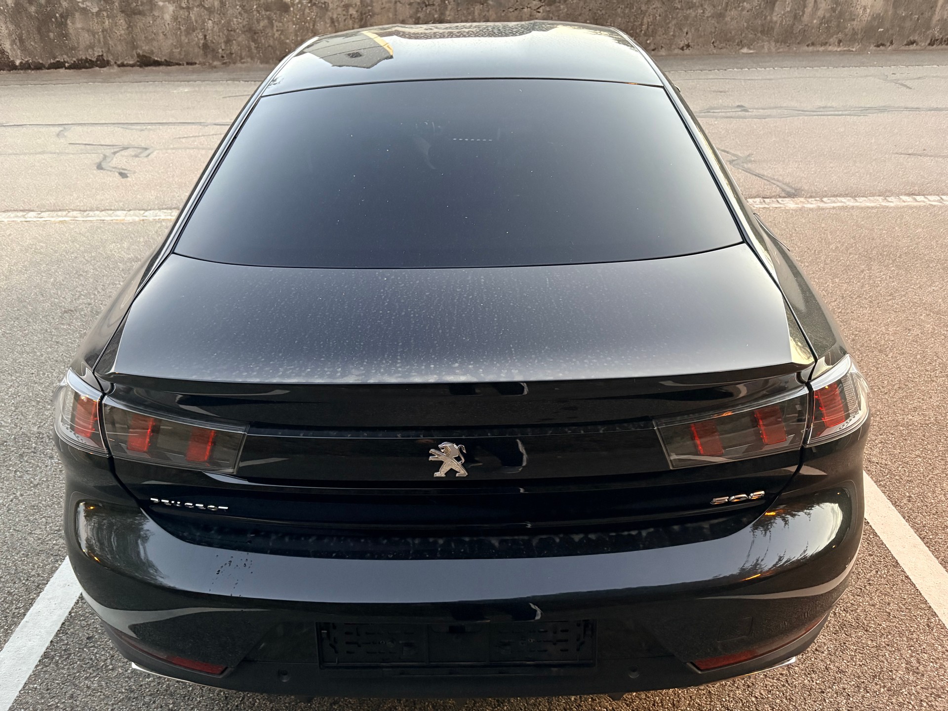 PEUGEOT 1.5 BlueHDi Allure-image-3