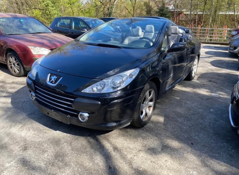 PEUGEOT 307 CC 2.0 HDI Dynamic-image-1