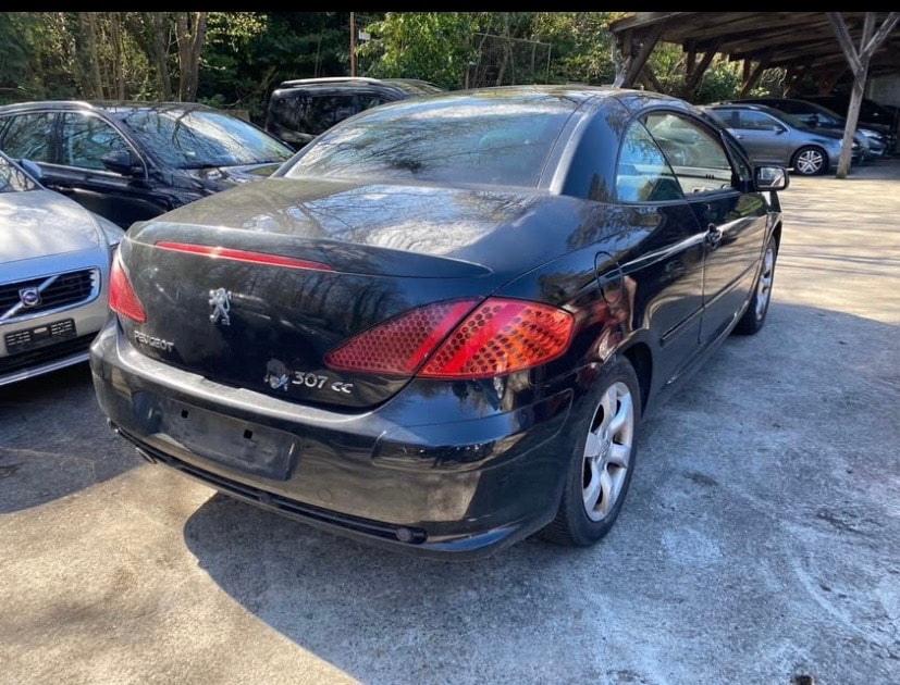 PEUGEOT 307 CC 2.0 HDI Dynamic-image-2