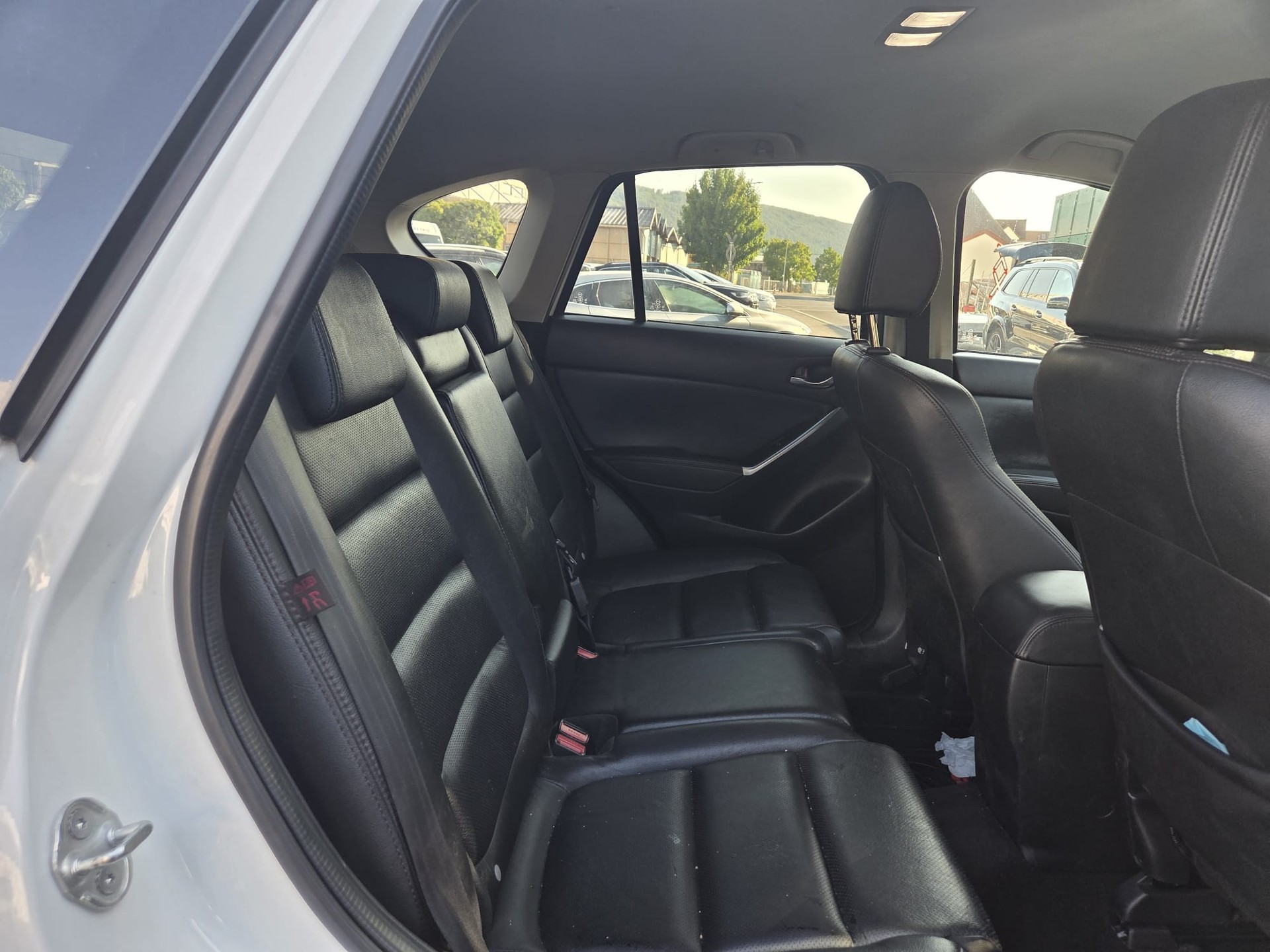 MAZDA CX-5 2.2 D HP Revolution AWD Automatic-image-12