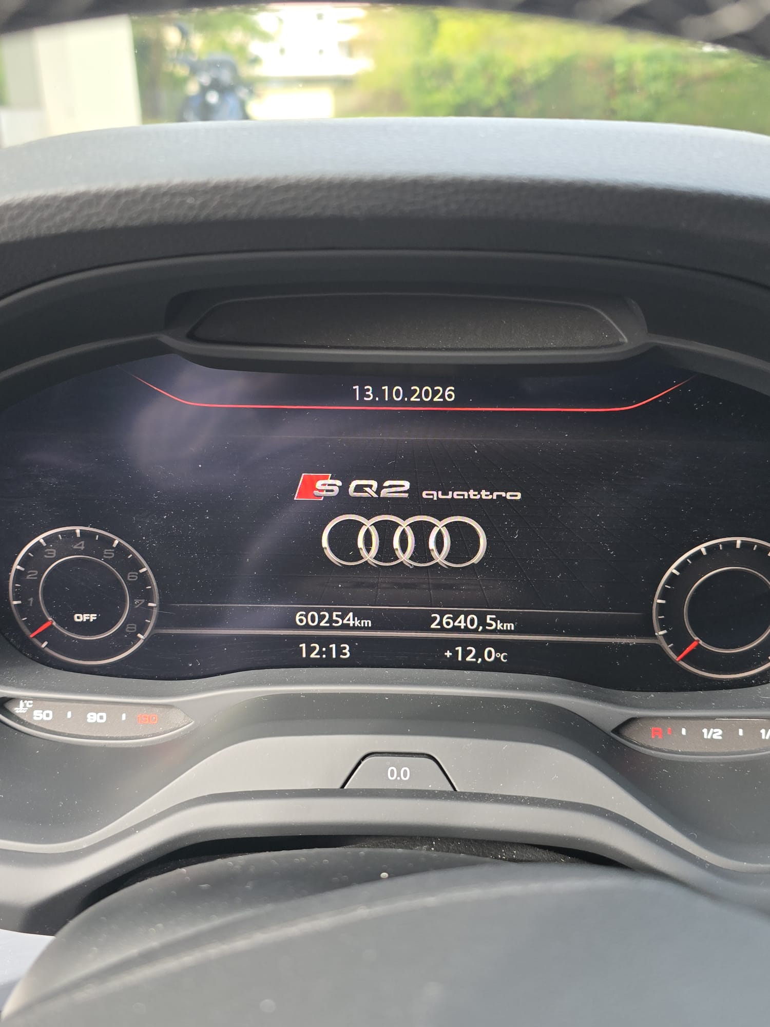 AUDI 2.0 TFSI quattro S-Tronic-image-2
