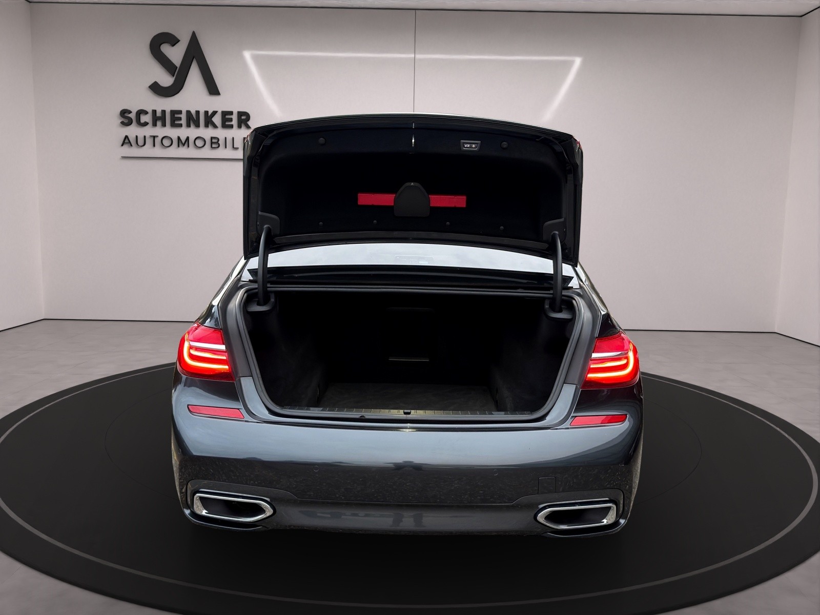 BMW 730d xDrive Steptronic-image-19