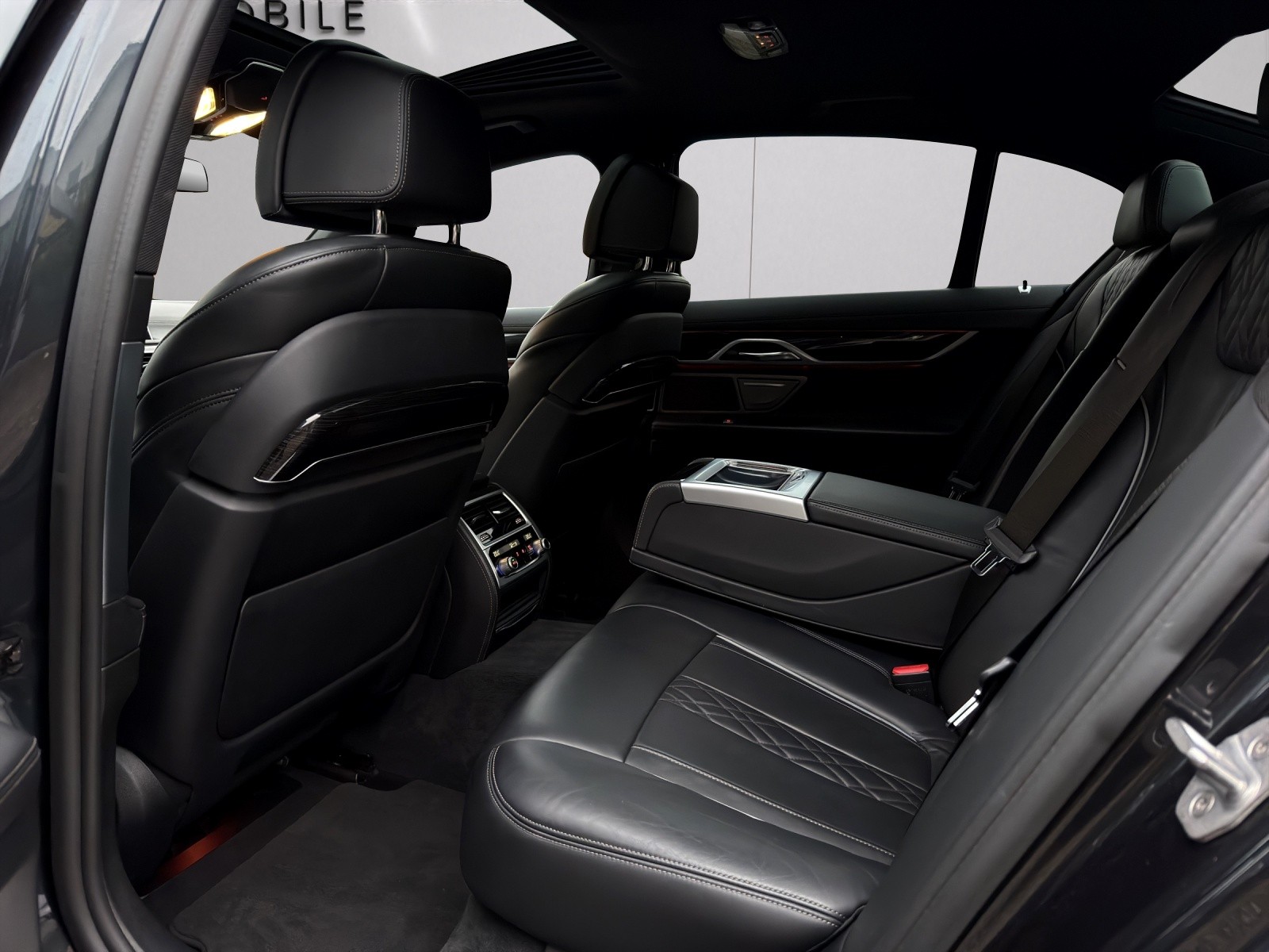 BMW 730d xDrive Steptronic-image-8