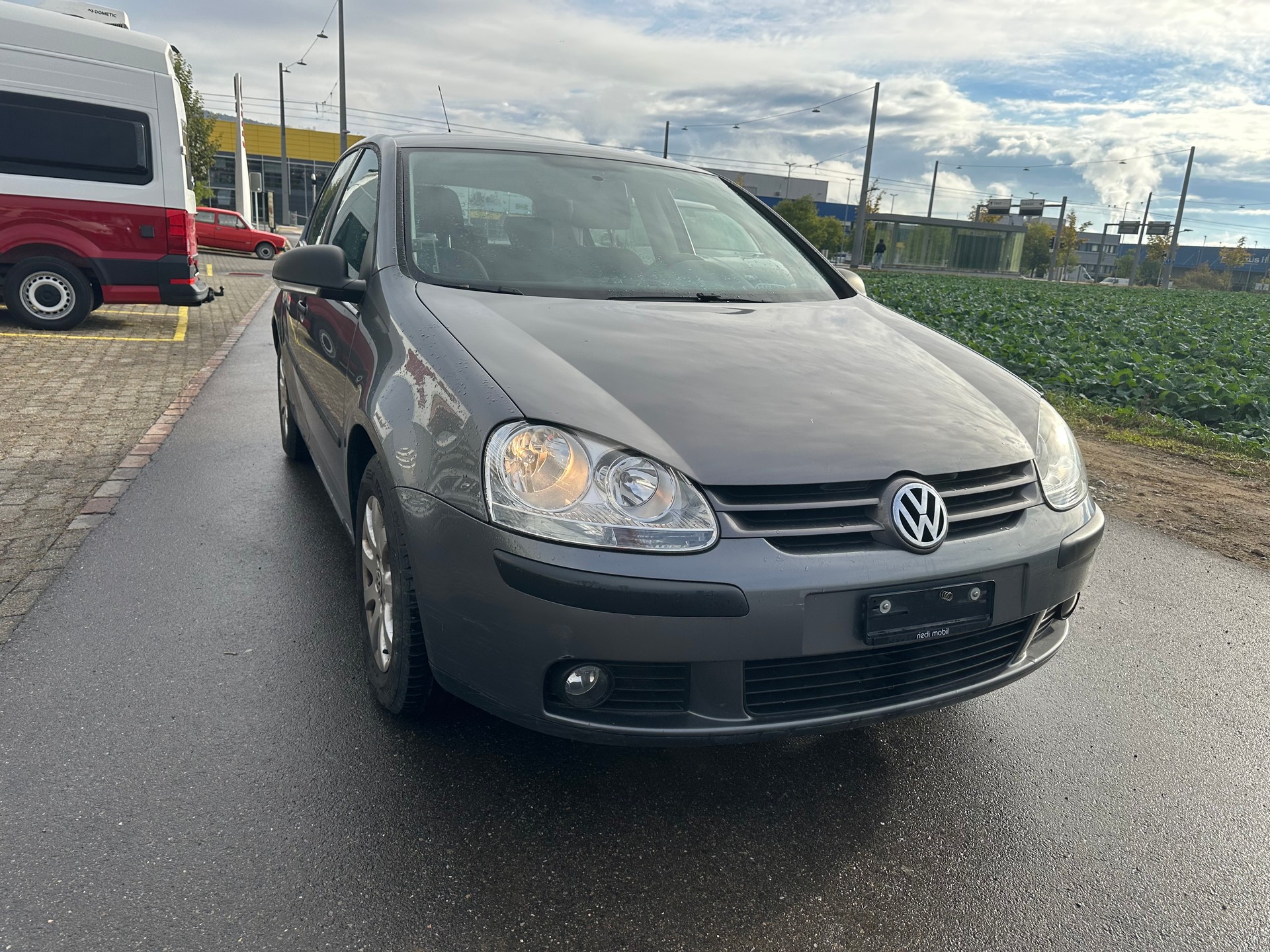 VW Golf 1.9 TDI Sportline 4Motion-showroom-element-1
