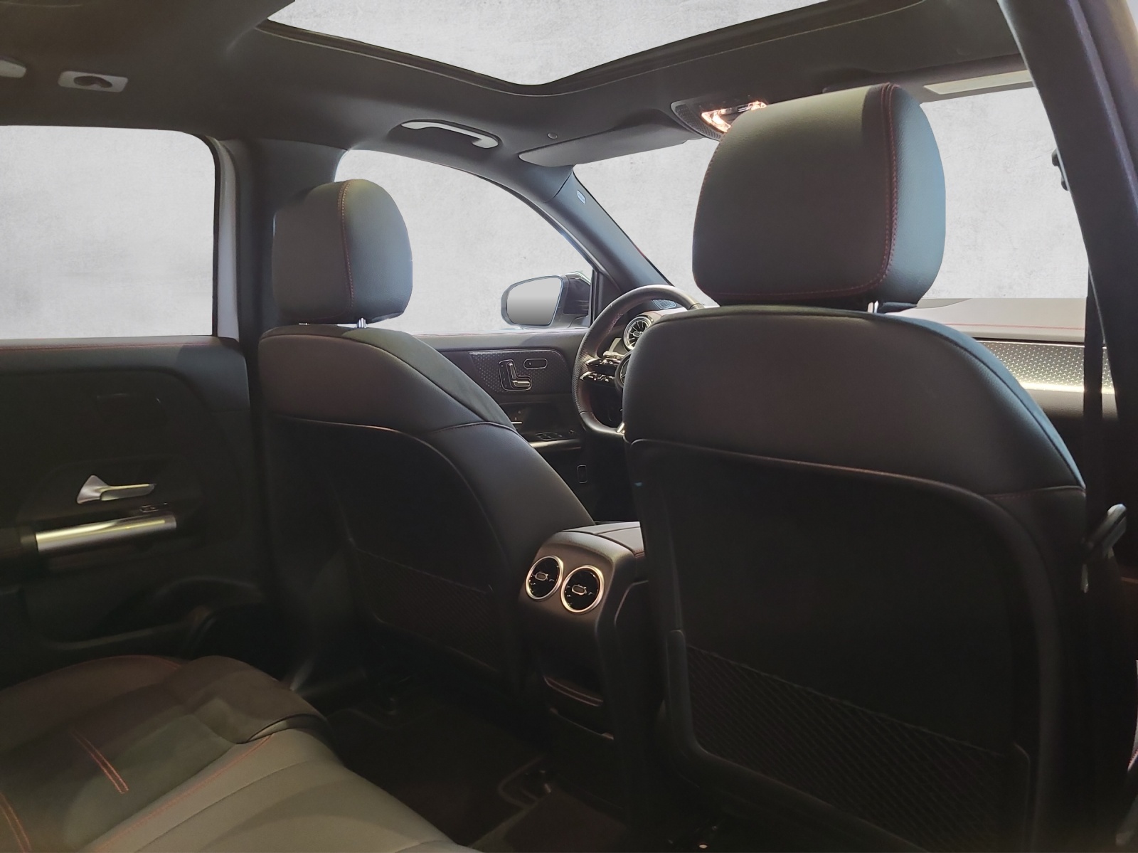 MERCEDES-BENZ EQA 350 Excellence AMG 4M H243-image-11