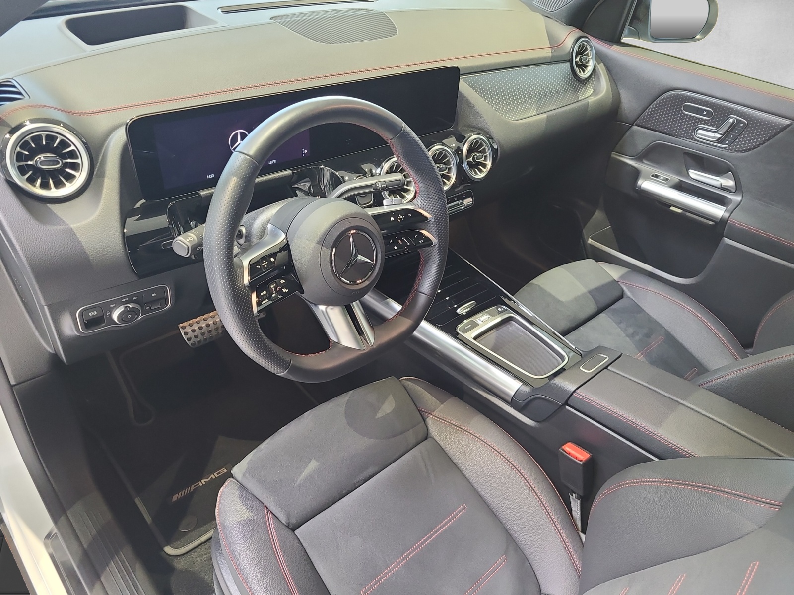 MERCEDES-BENZ EQA 350 Excellence AMG 4M H243-image-12