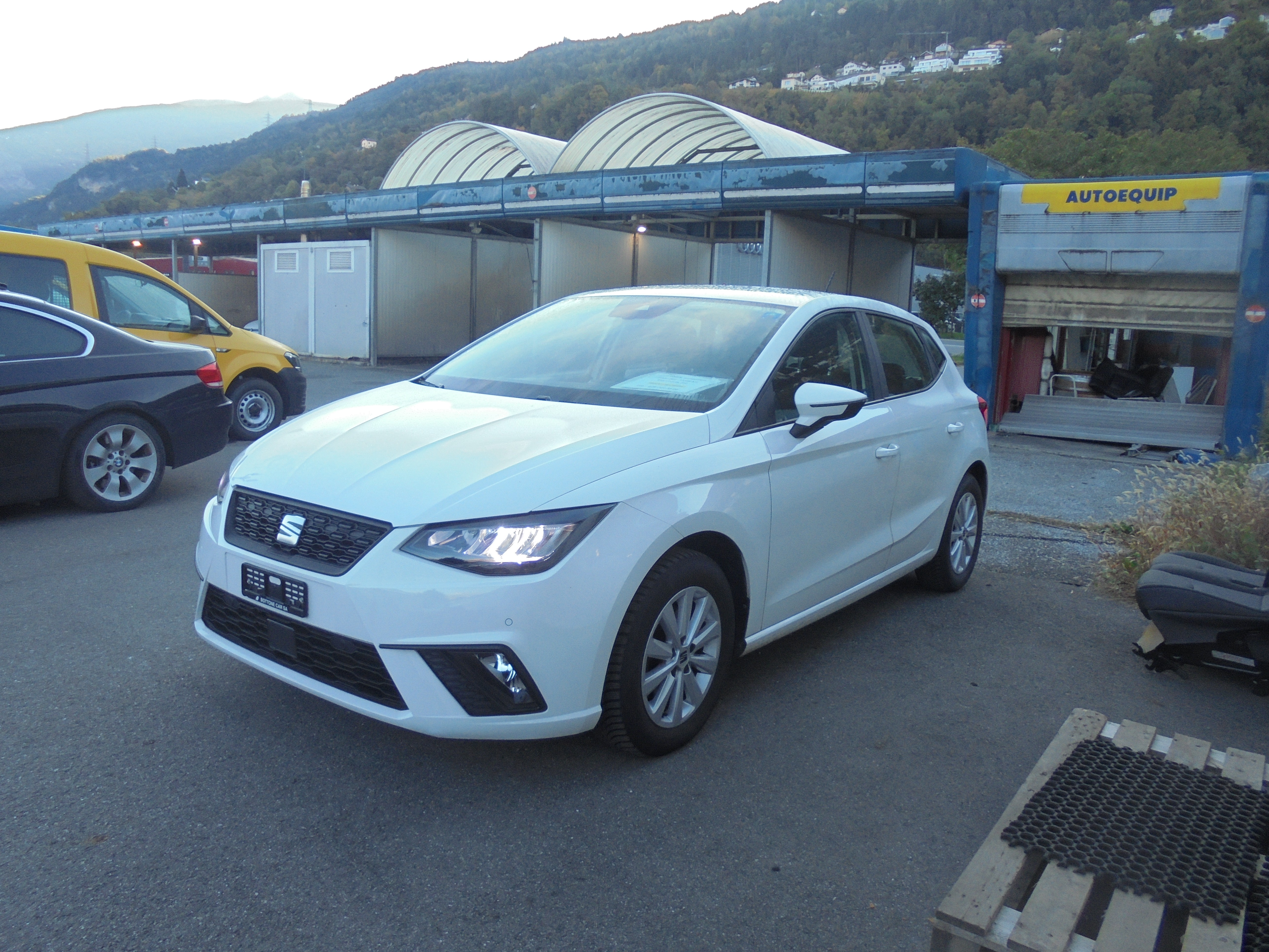 Car photo
