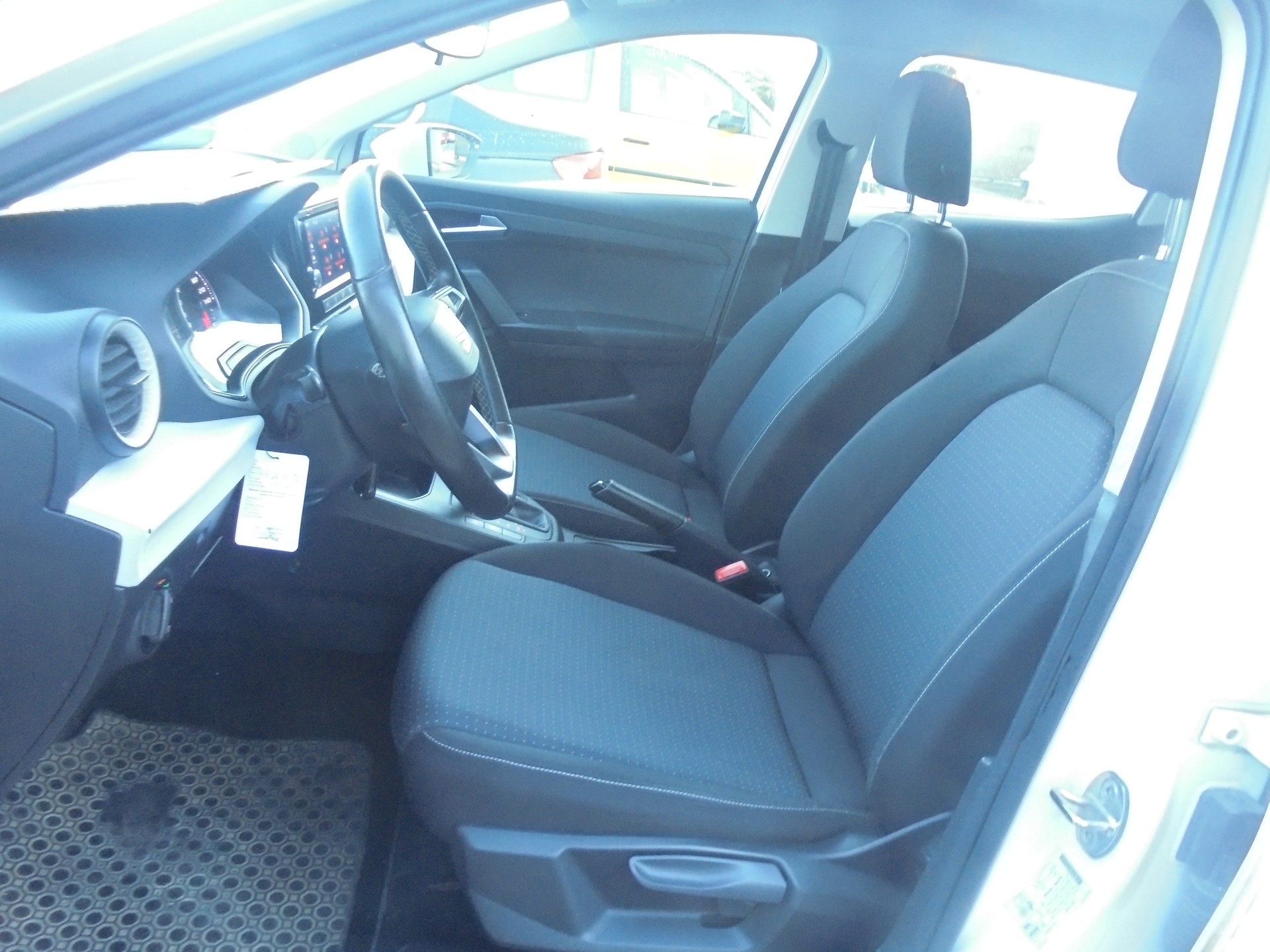 SEAT Ibiza 1.0 EcoTSI Style DSG-image-9