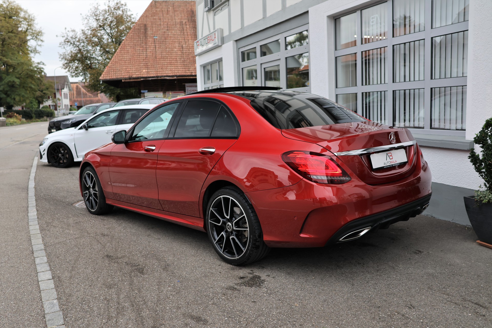 MERCEDES-BENZ C 200 Swiss Star AMG Line 4Matic 9G-Tronic (CH)-image-7