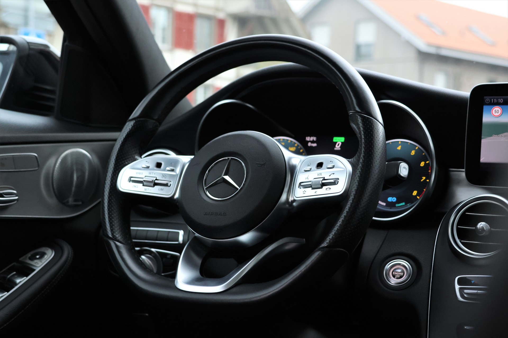 MERCEDES-BENZ C 200 Swiss Star AMG Line 4Matic 9G-Tronic (CH)-image-16