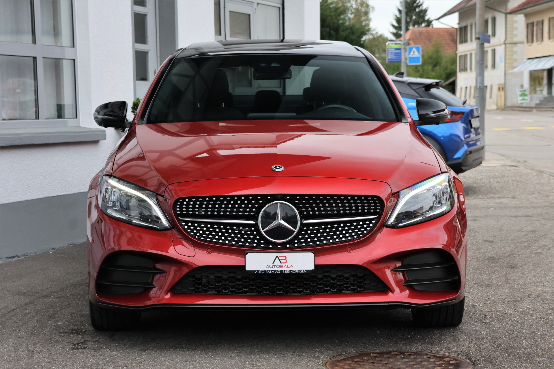 MERCEDES-BENZ C 200 Swiss Star AMG Line 4Matic 9G-Tronic (CH)-showroom-element-1