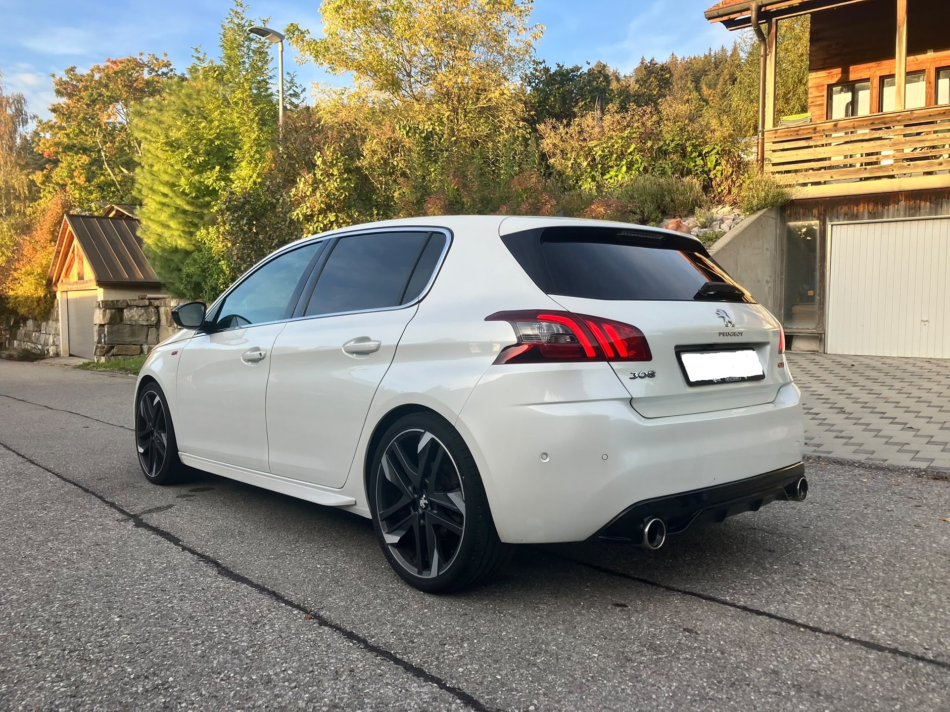 PEUGEOT 1.6 PureTech GTi S/S-image-2