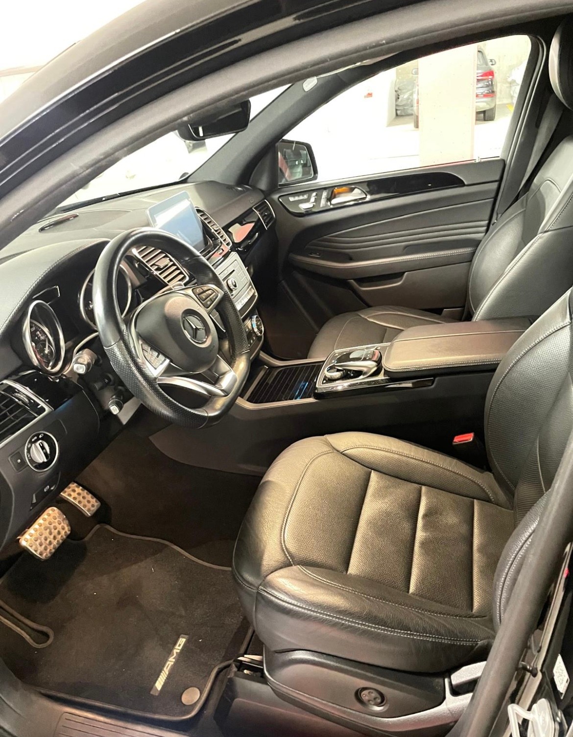 MERCEDES-BENZ GLE 43 AMG-image-2