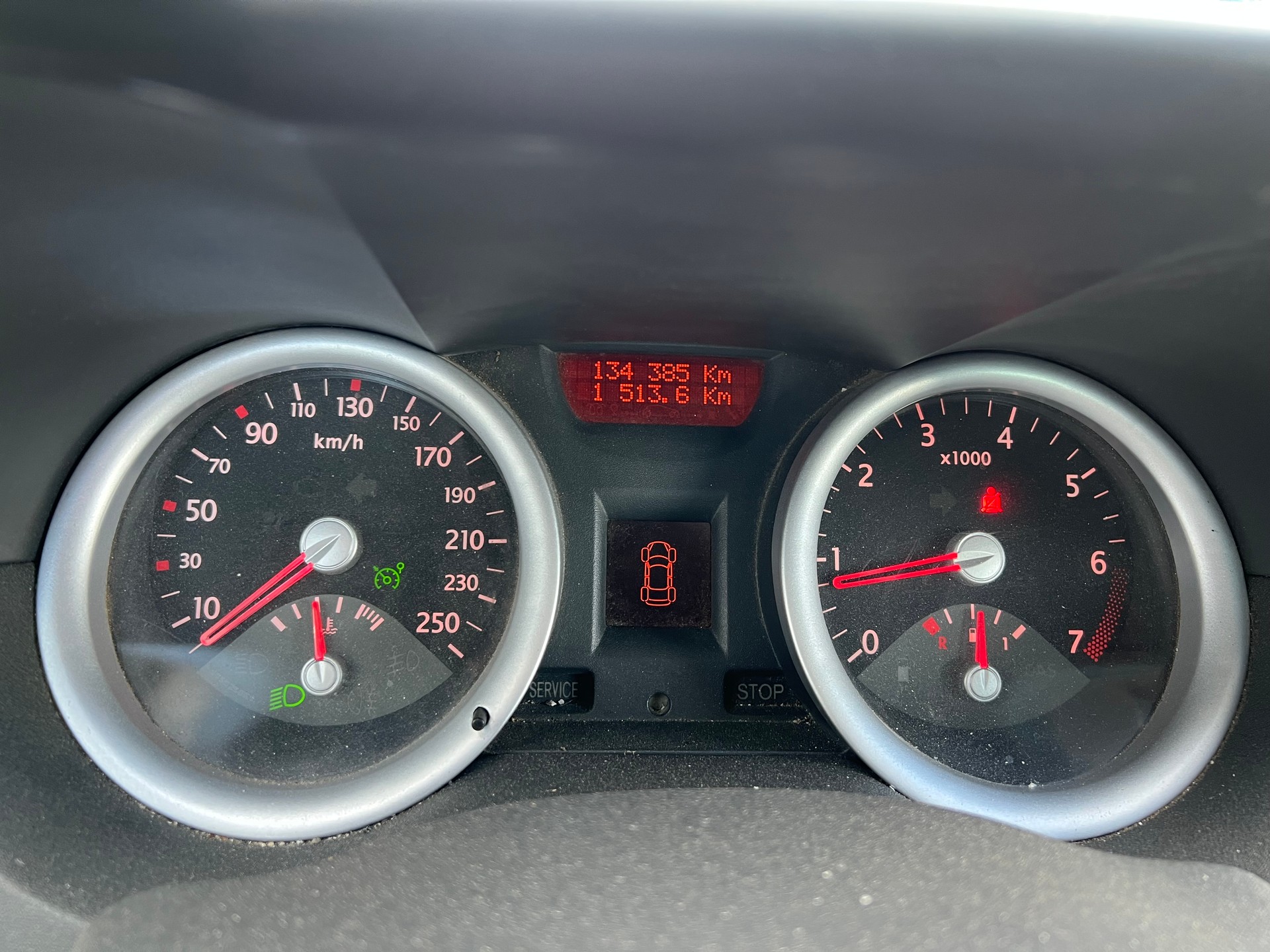 RENAULT Mégane C-C 2.0 16V Dynamique Confort-image-13