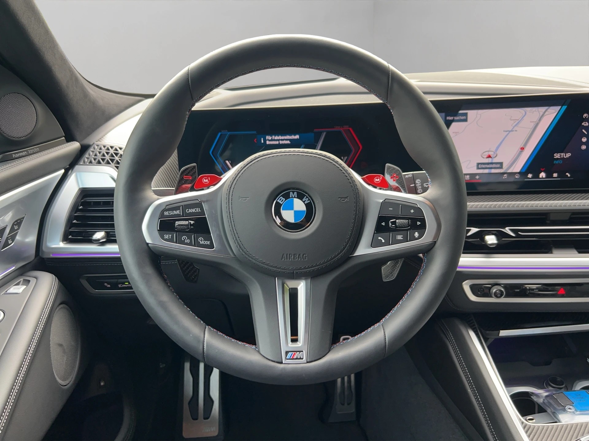 BMW XM xDrive 50e PHEV Steptronic-image-12