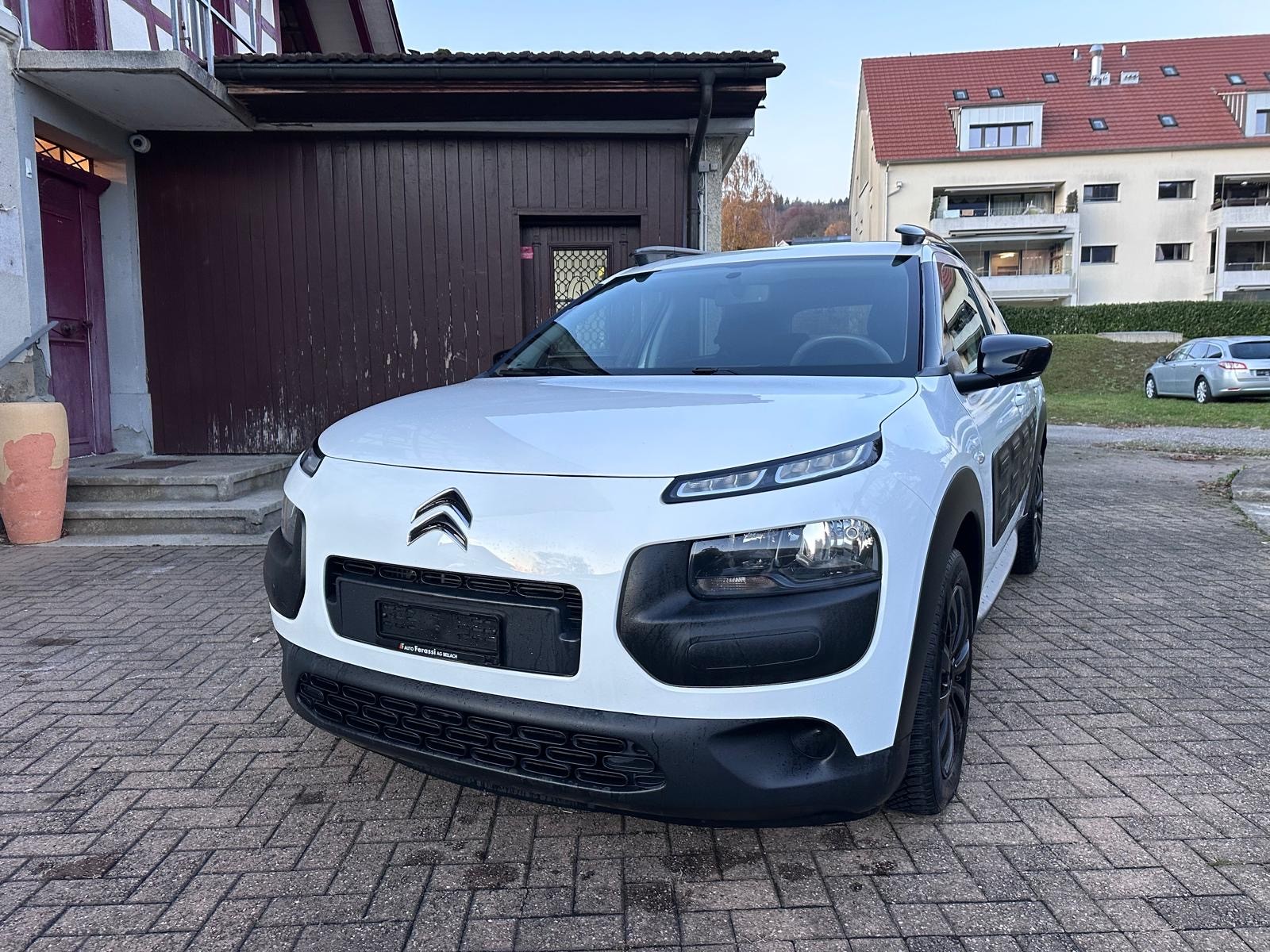 CITROEN C4 Cactus 1.6 BlueHDi W-image-0