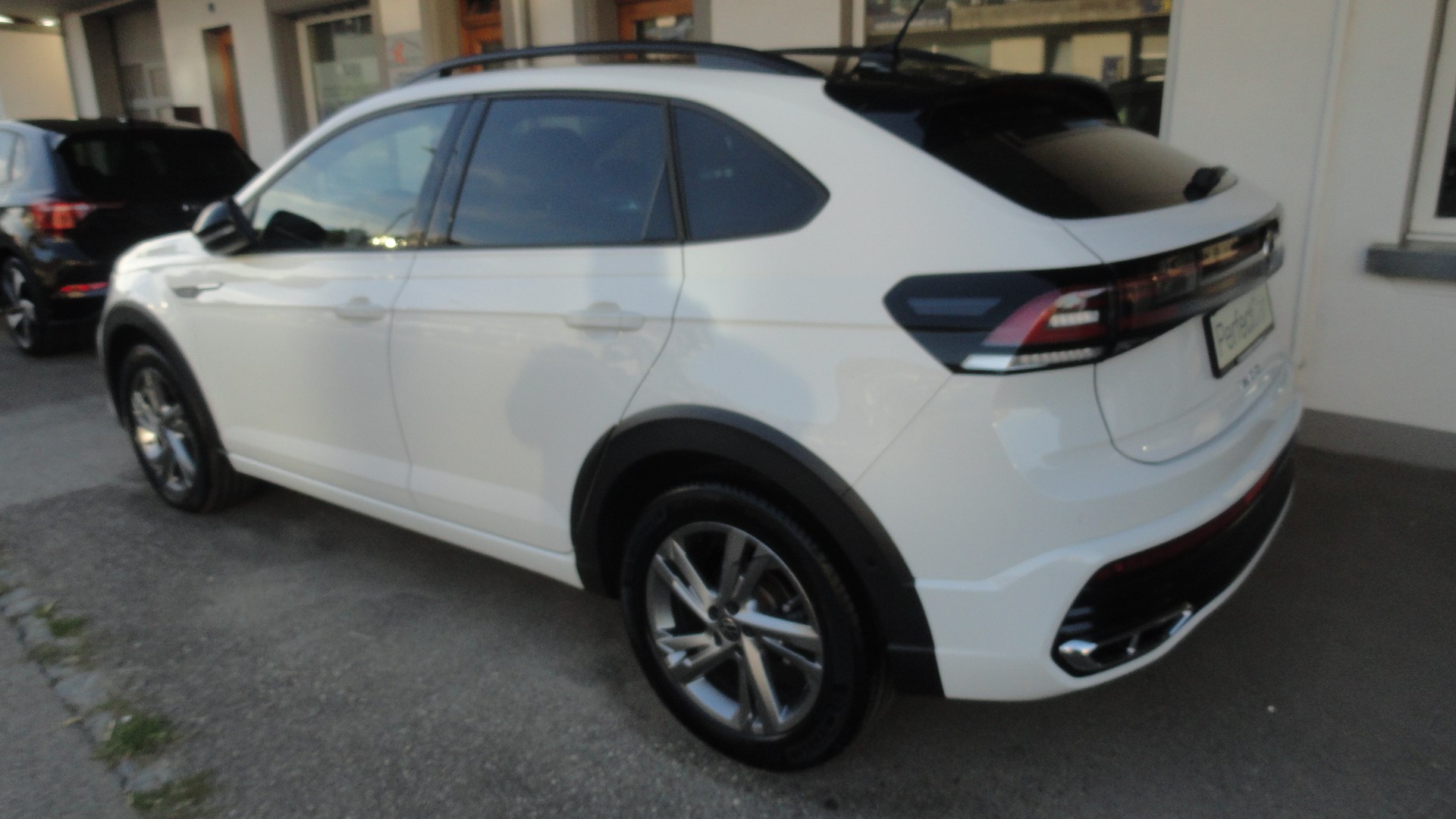 VW Taigo 1.0 TSI R-Line DSG-image-1
