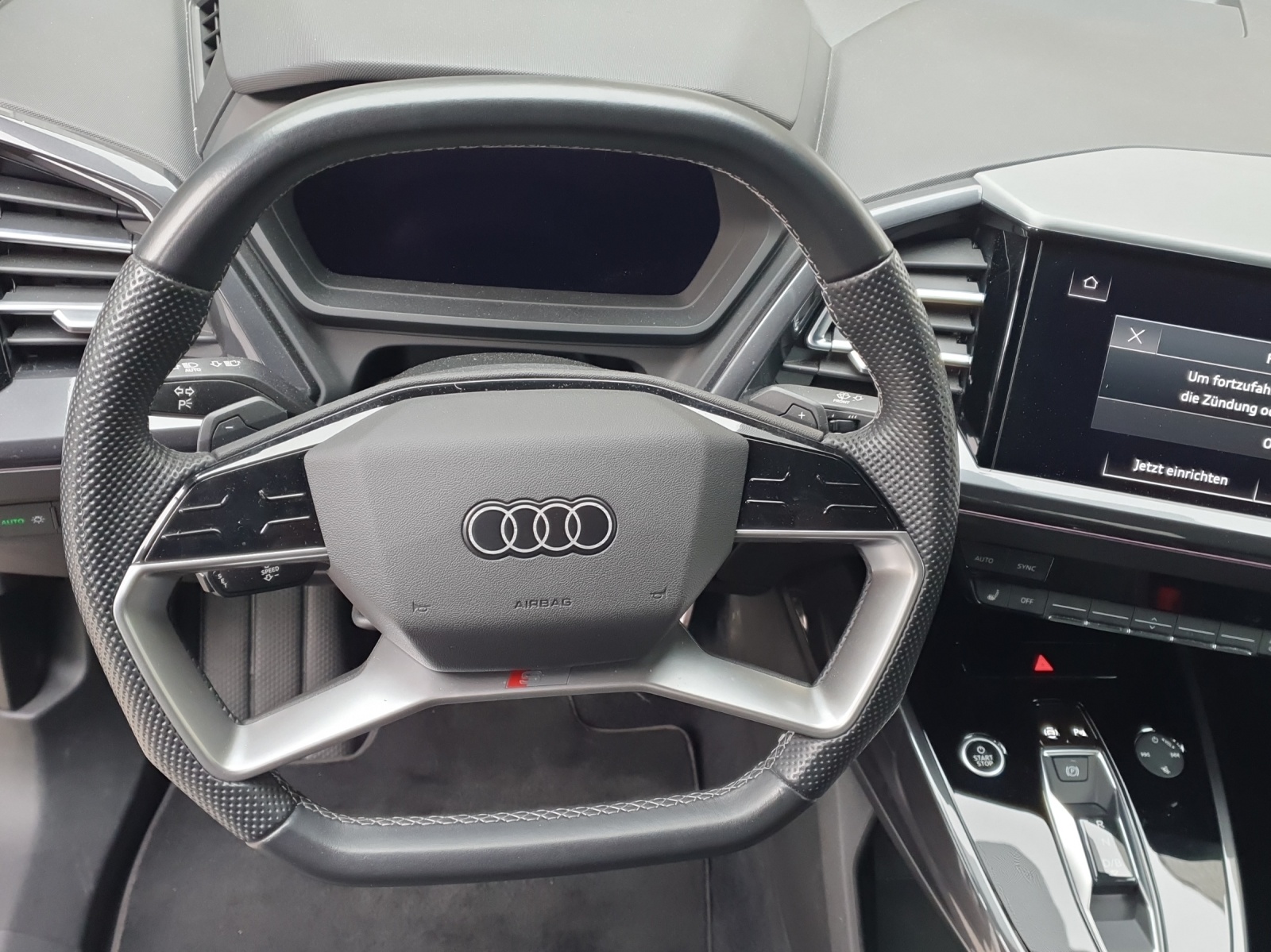 AUDI Q4 Sportback e-tron 50 quattro-image-9