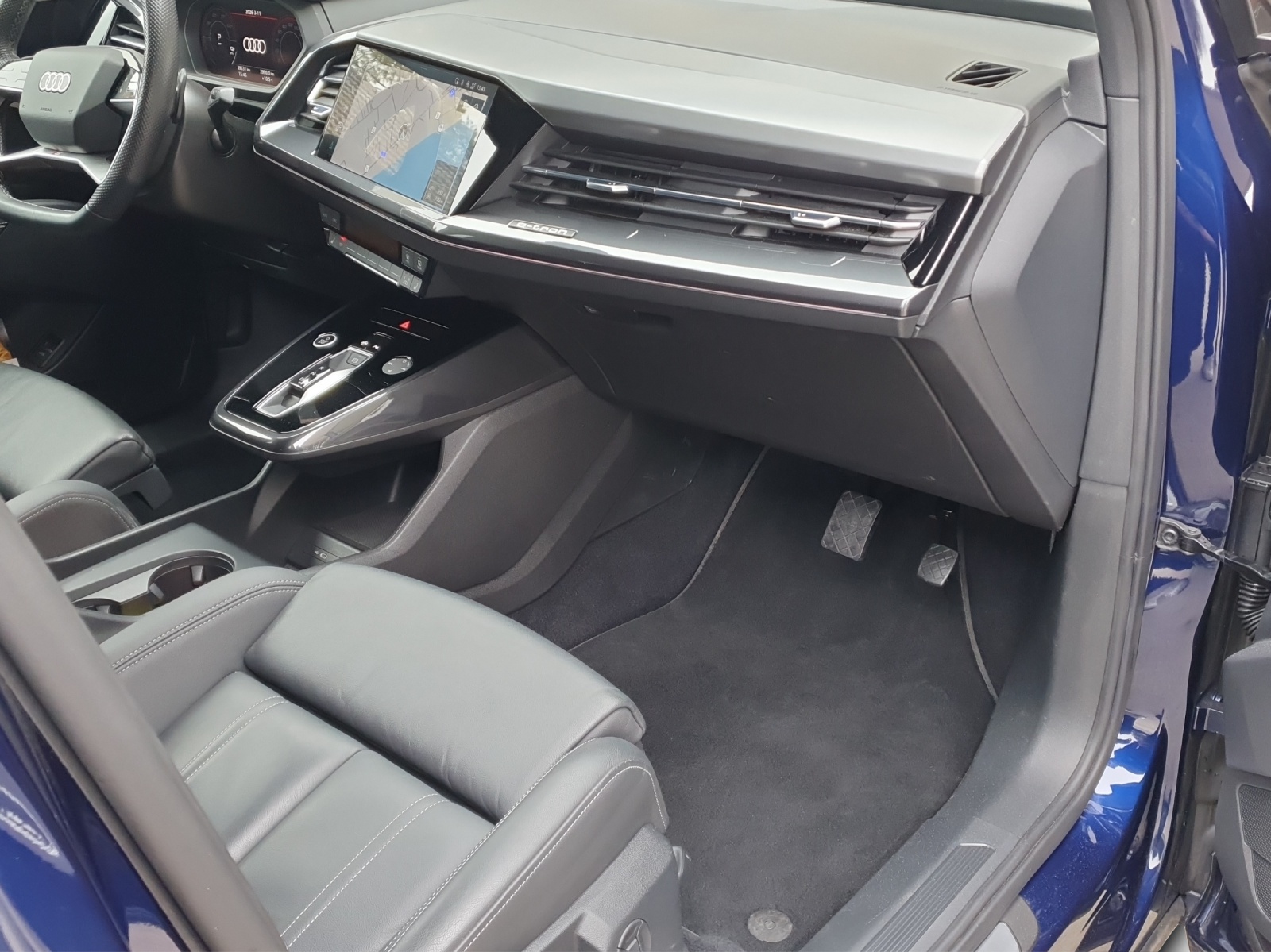 AUDI Q4 Sportback e-tron 50 quattro-image-13