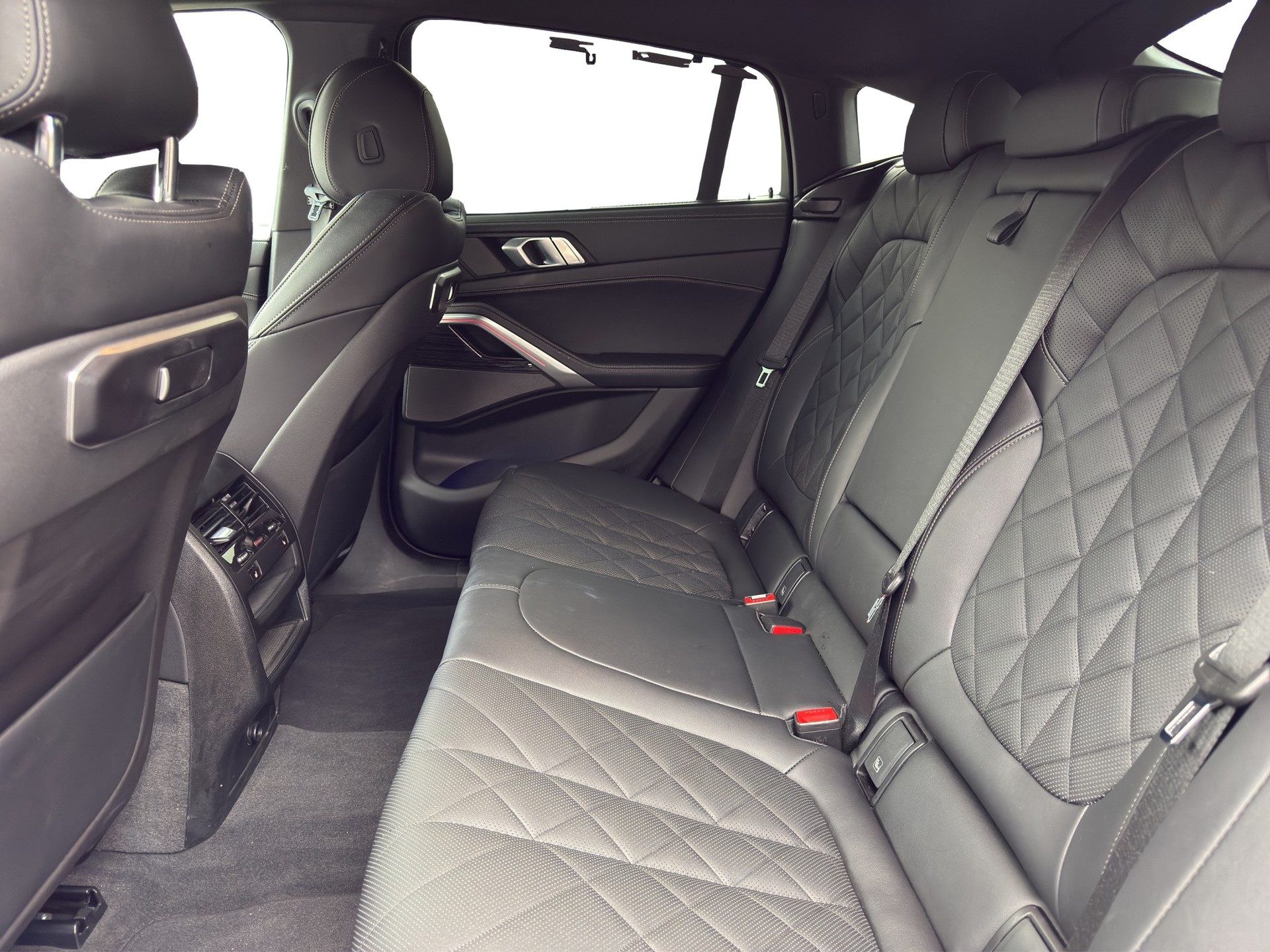 BMW X6 xDrive 48V 30d M Sport Pro Steptronic-image-10