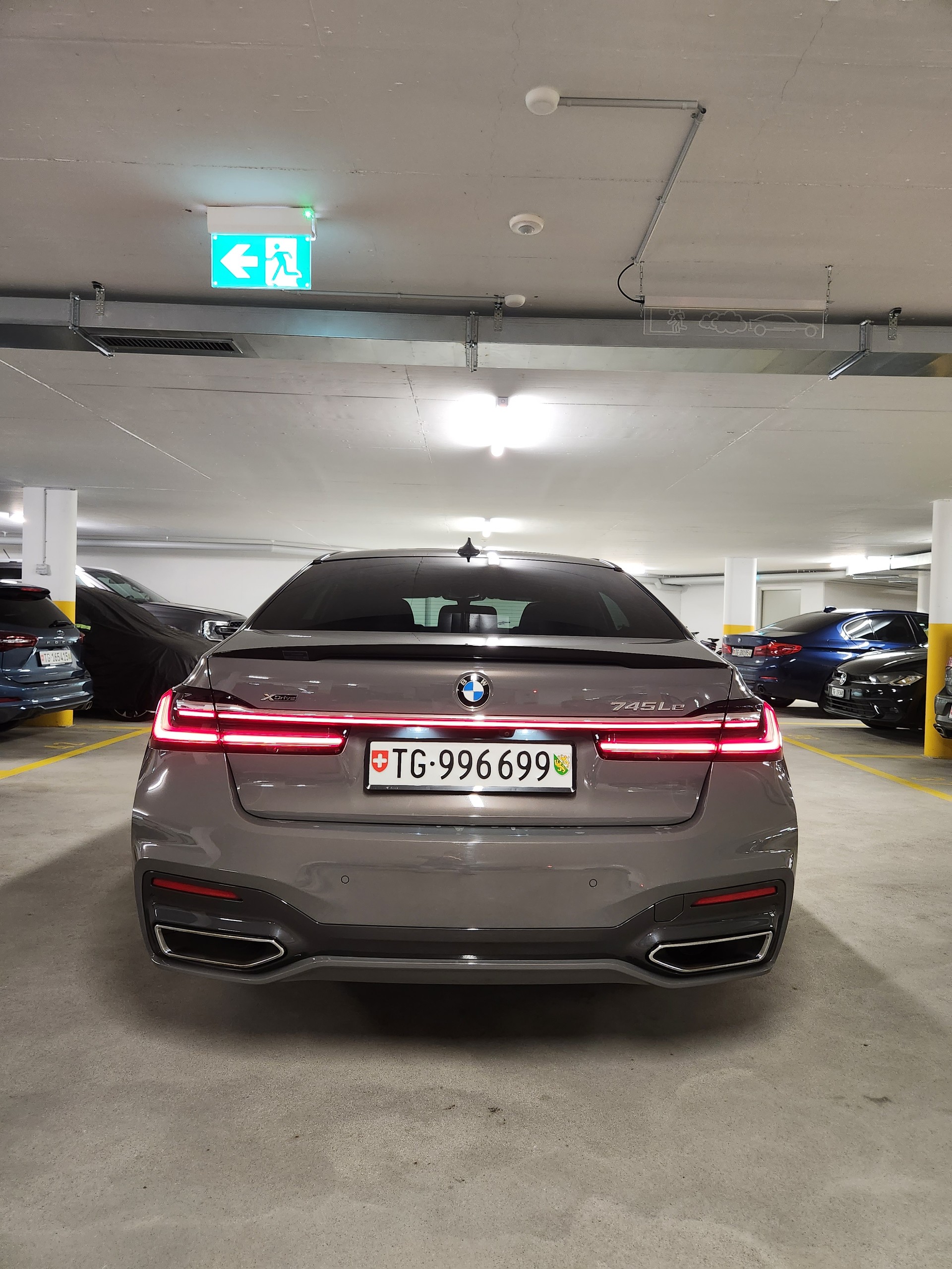 BMW 745Le xDrive Steptronic-image-2