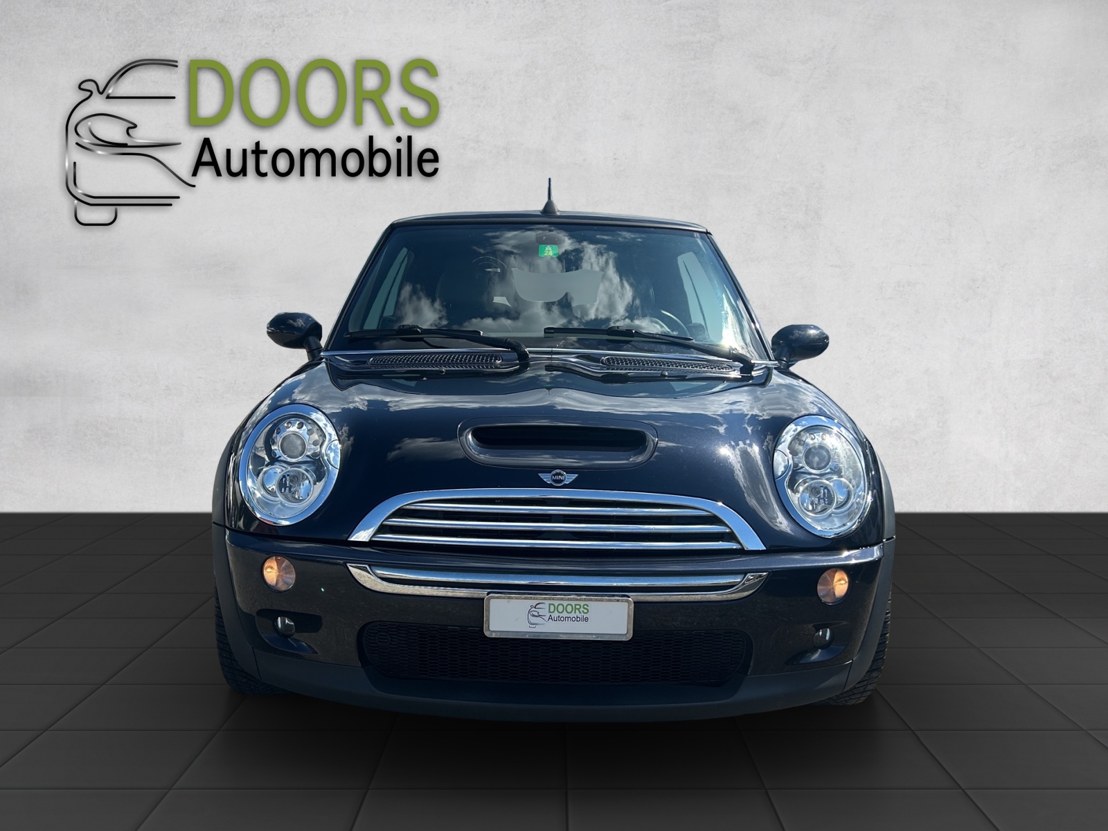 MINI Cooper S Cabriolet-image-1