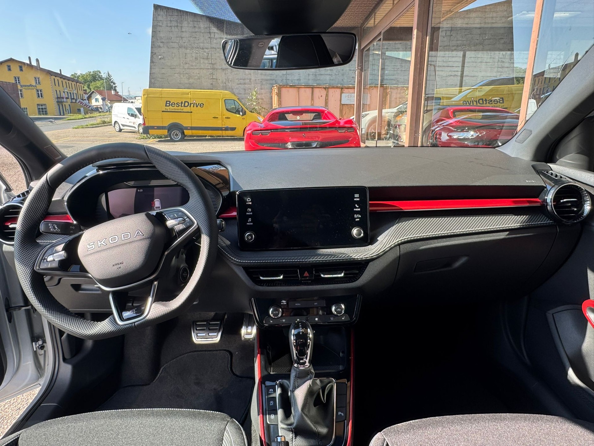 SKODA Fabia 1.0 TSI Monte Carlo DSG-image-8