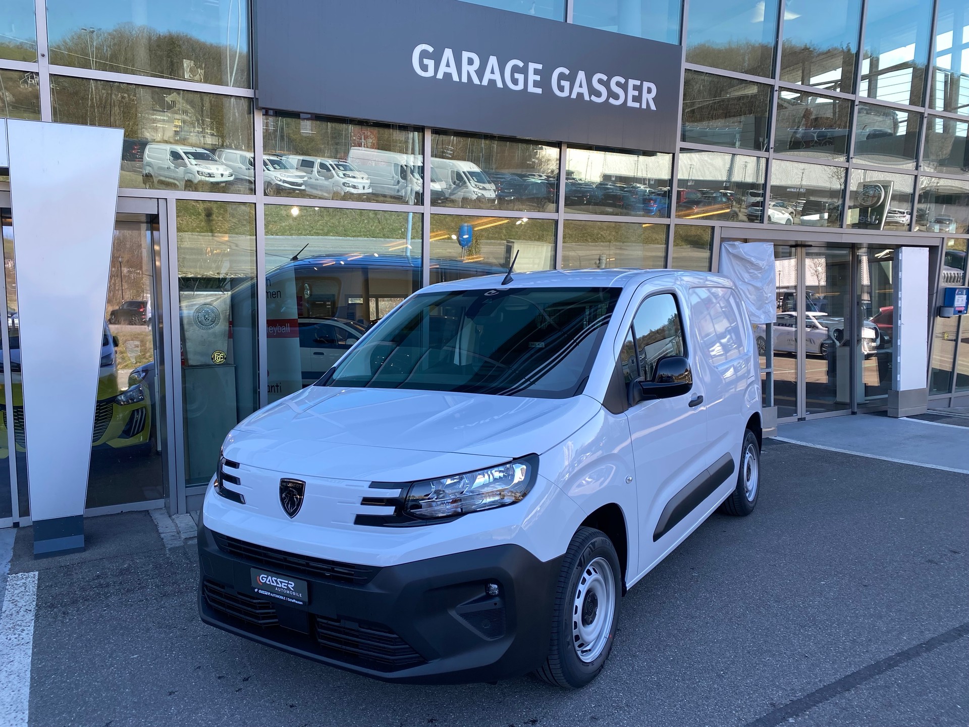 PEUGEOT Partner 1.2 Pure Tech 110 Standard 650kg