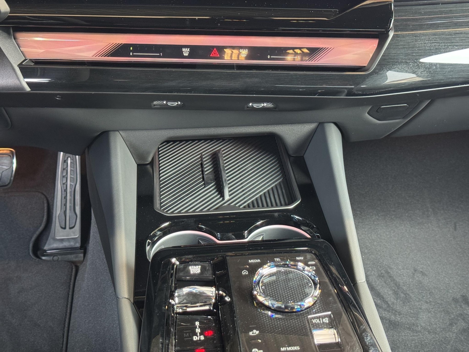 BMW 550e xDrive M Sport Pro-image-16