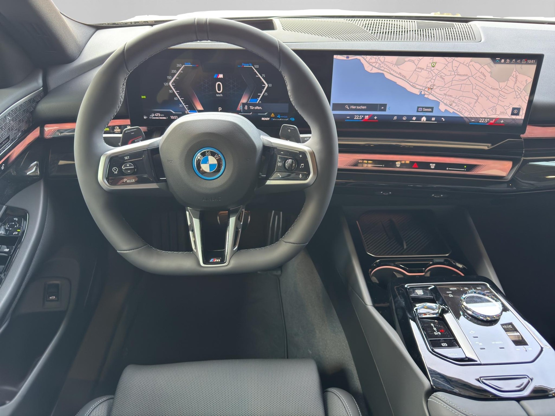 BMW 550e xDrive M Sport Pro-image-15