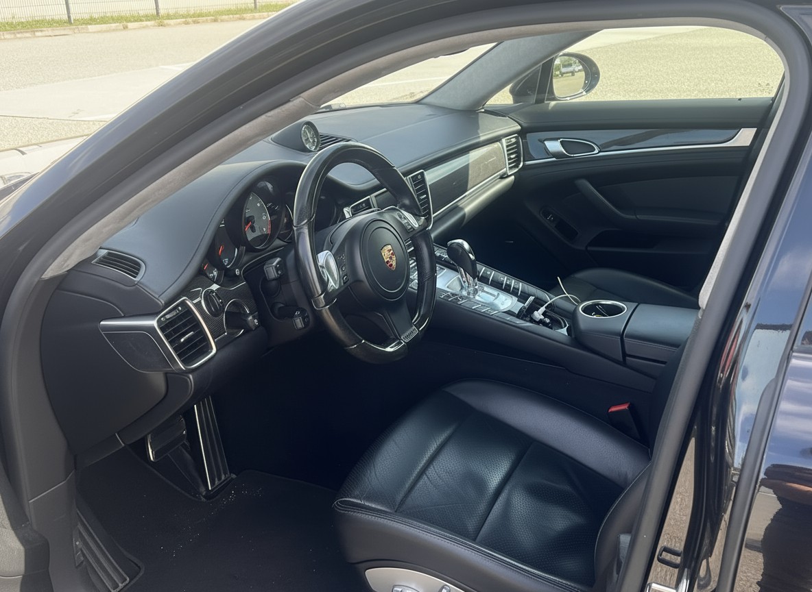 PORSCHE Panamera 4S 4.8 PDK-image-3