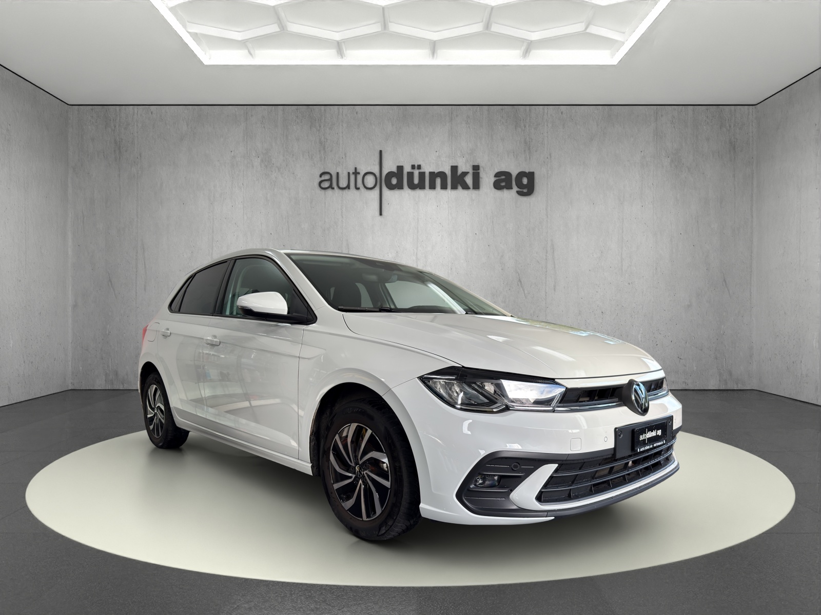 VW Polo 1.0 TSI Life DSG-image-5