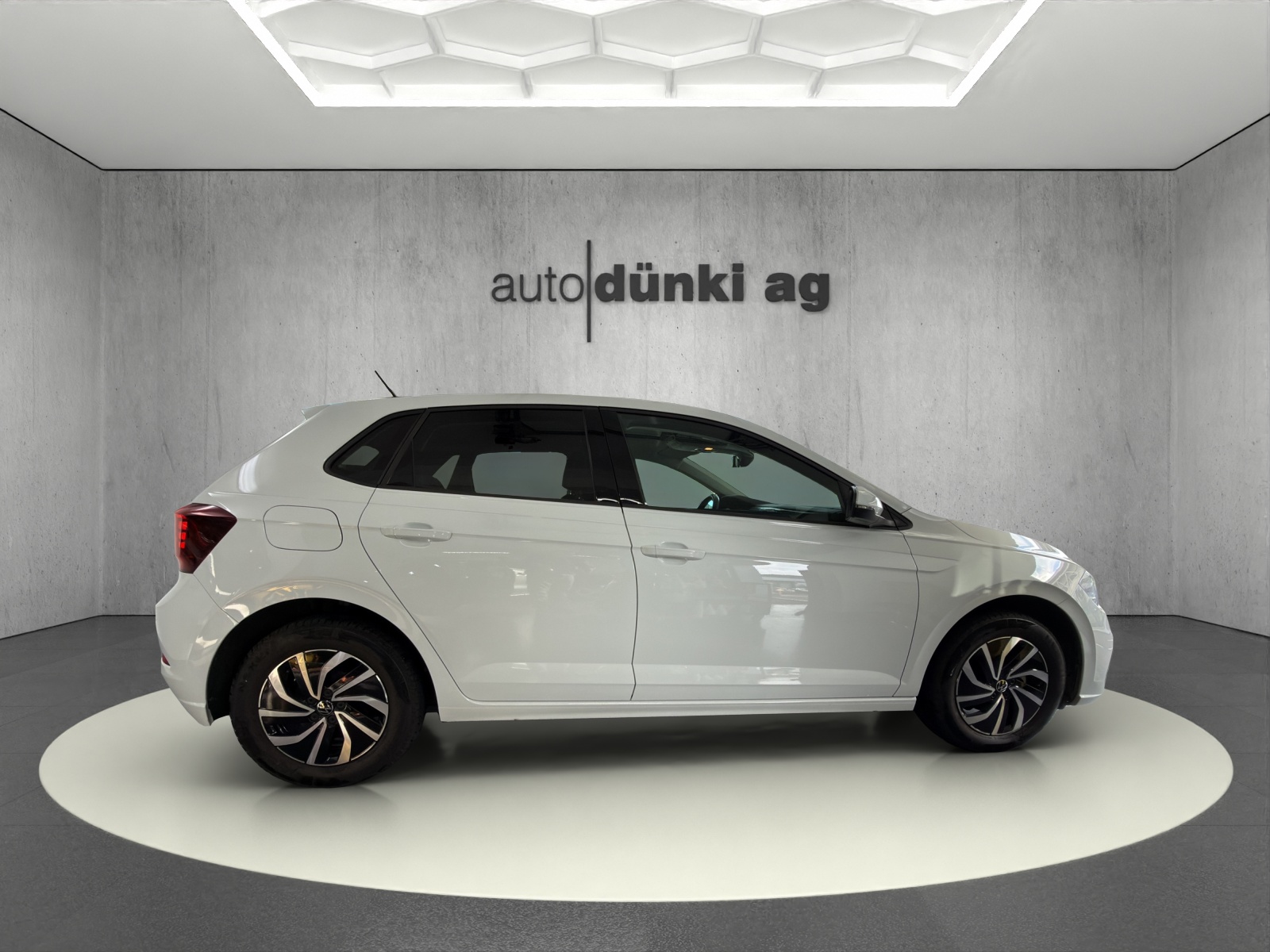 VW Polo 1.0 TSI Life DSG-image-4