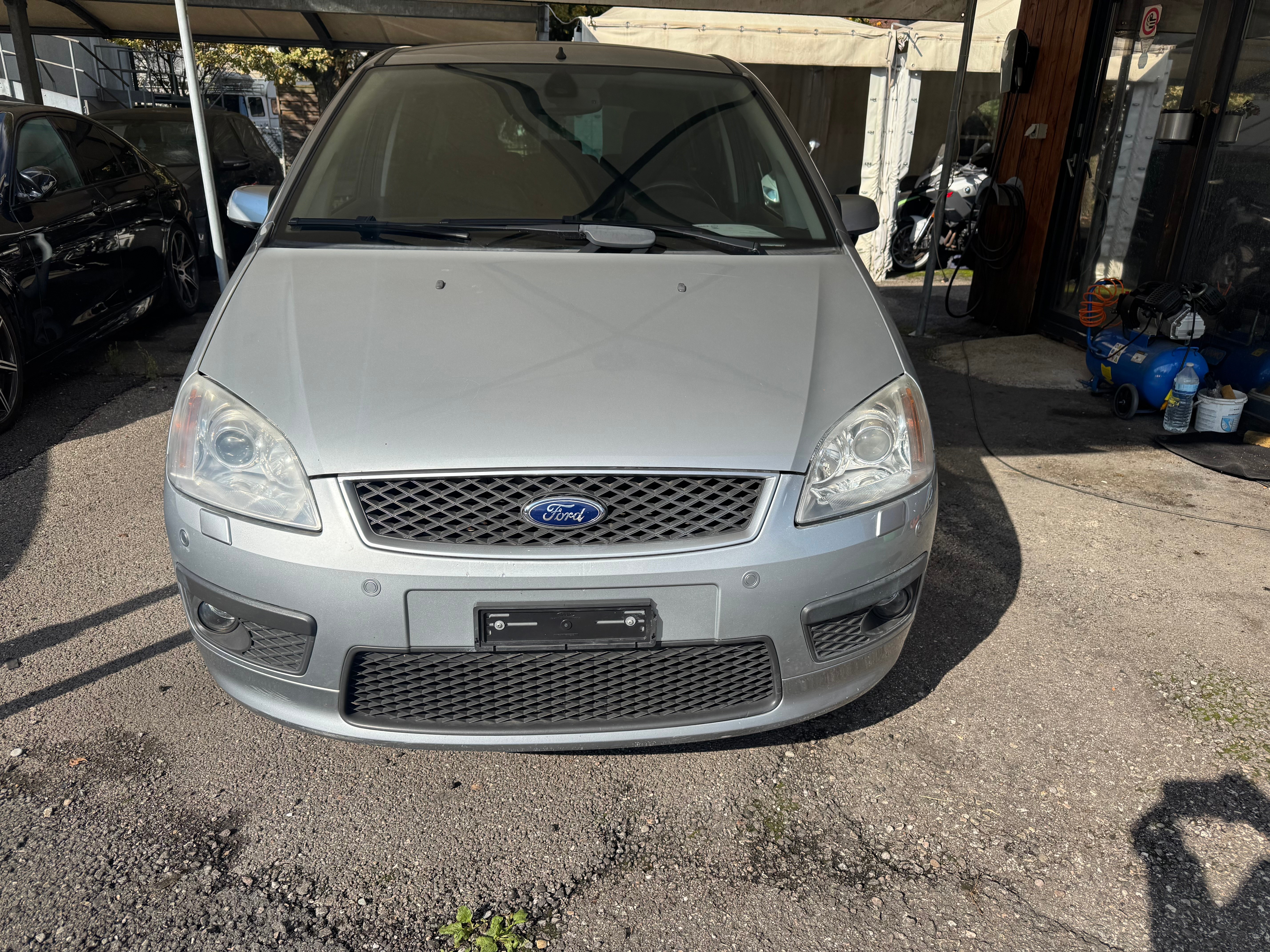 FORD Focus C-Max 2.0 Ghia — slika 1